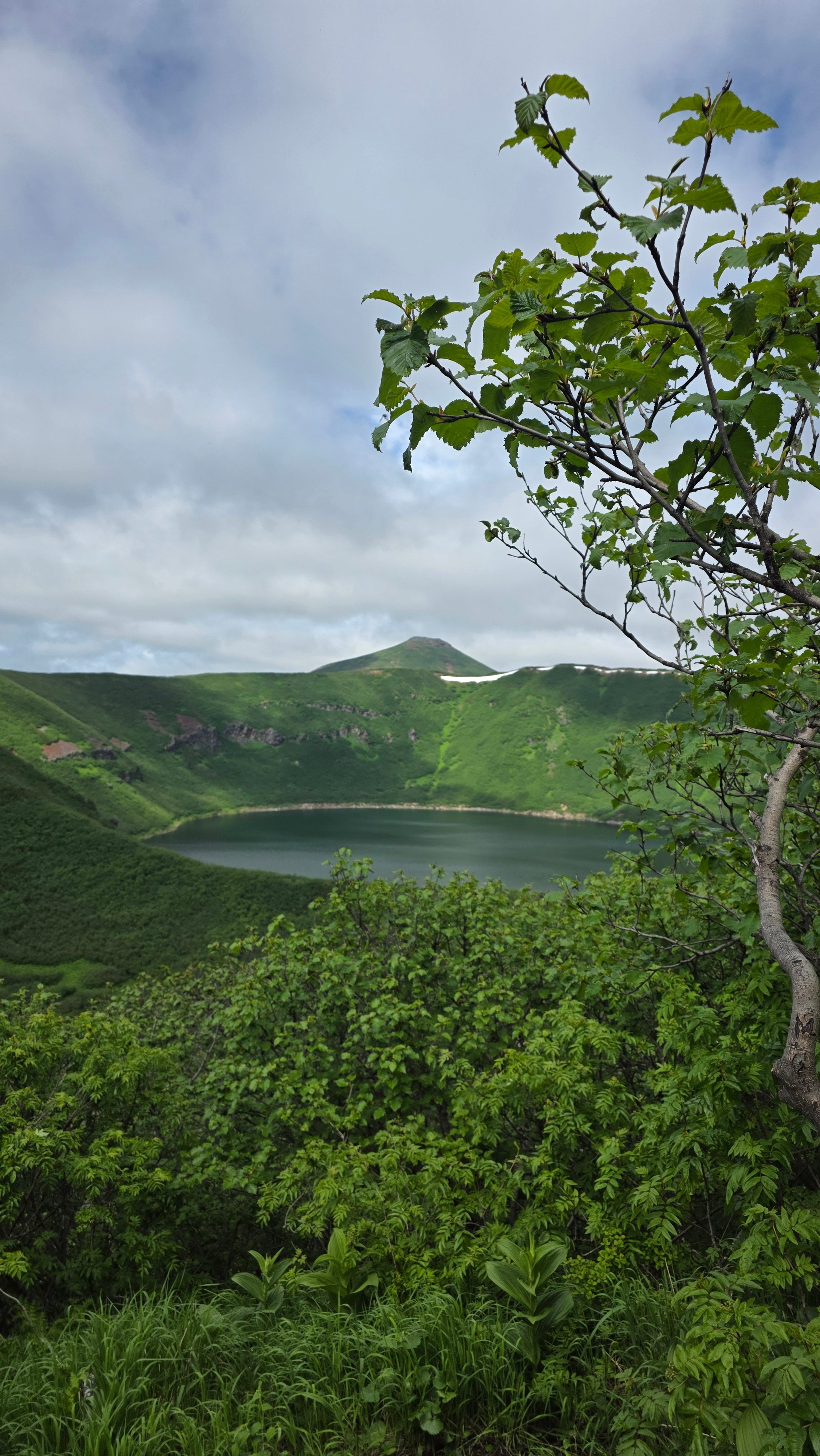 Озеро Толмачева и термальные источники. Экскурсионные туры по Камчатке