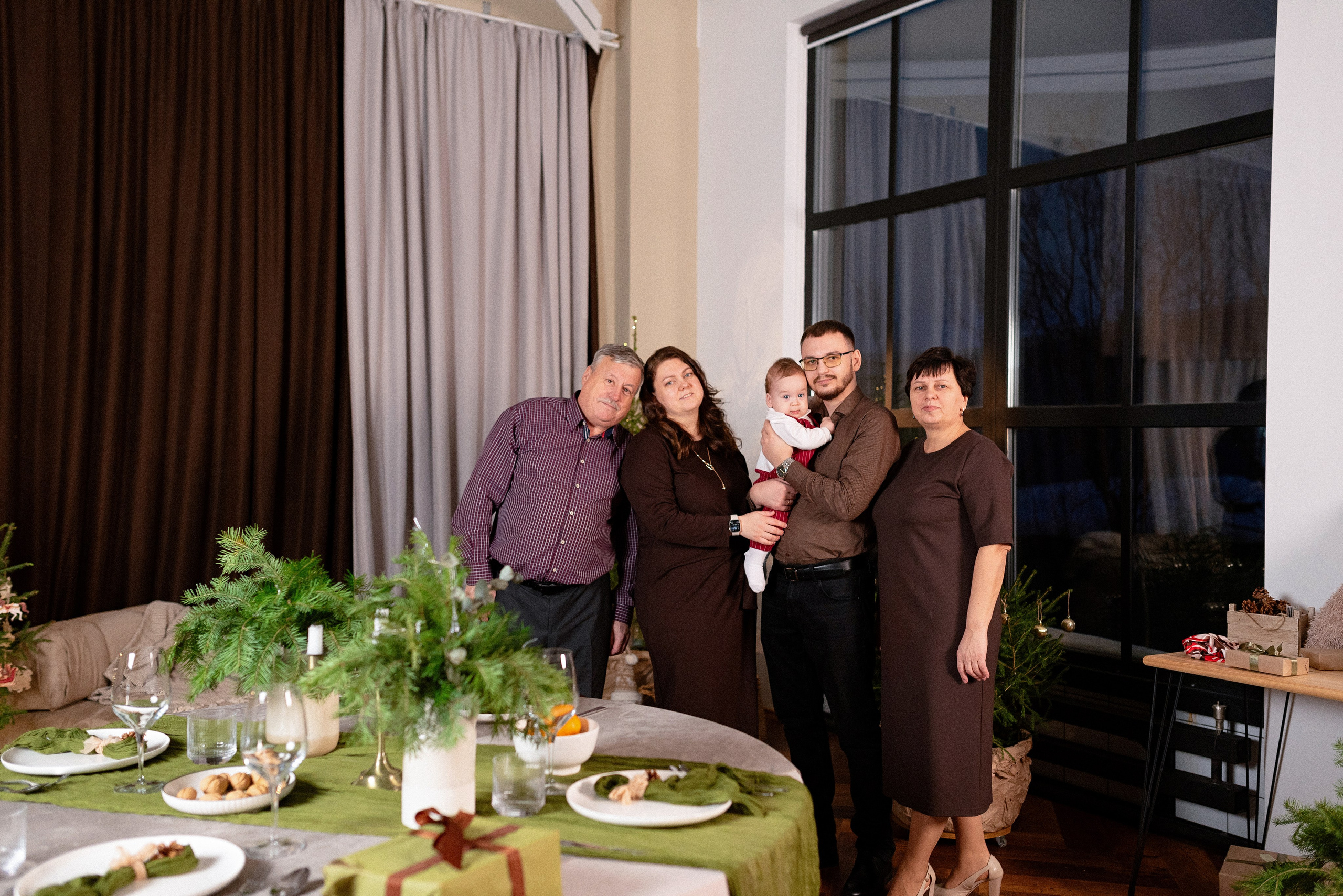 Семейная фотосессия в фотостудии Формат. Детский и семейный фотограф в Сургуте и Нефтеюганске Анна Старцева