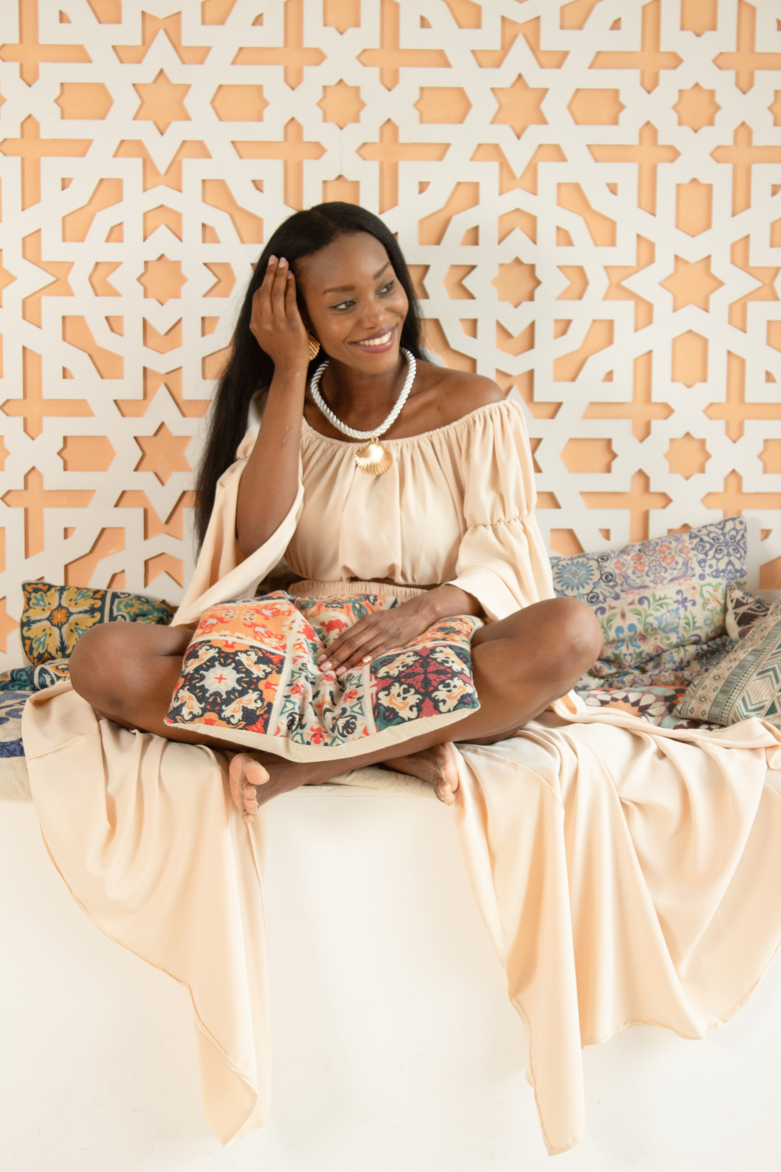 African style portrait, Morocco, studio photos, woman portrait, портрет девушки в фотостудии, студийная съемка, фотограф Соня с Земли, студийная фотосессия в Москве, женский портрет, портрет в студии с мягким светом, профессиональная студийная съемка, Марокко, африканский стиль, этно, этнический, этническая, бохо, ethno, ethnic, boho, Африка, Africa, professional studio photoshoot