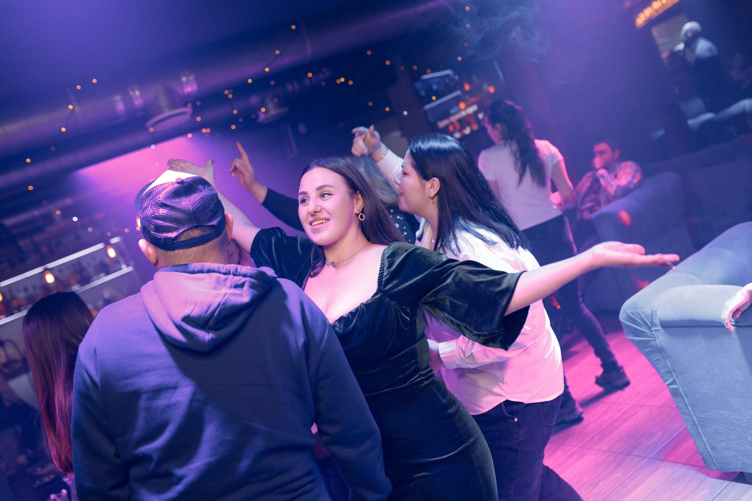 25/11/23 Караоке в Мята Спортивная. Мята Спортивная — Кальянная, караоке, бар в Минске