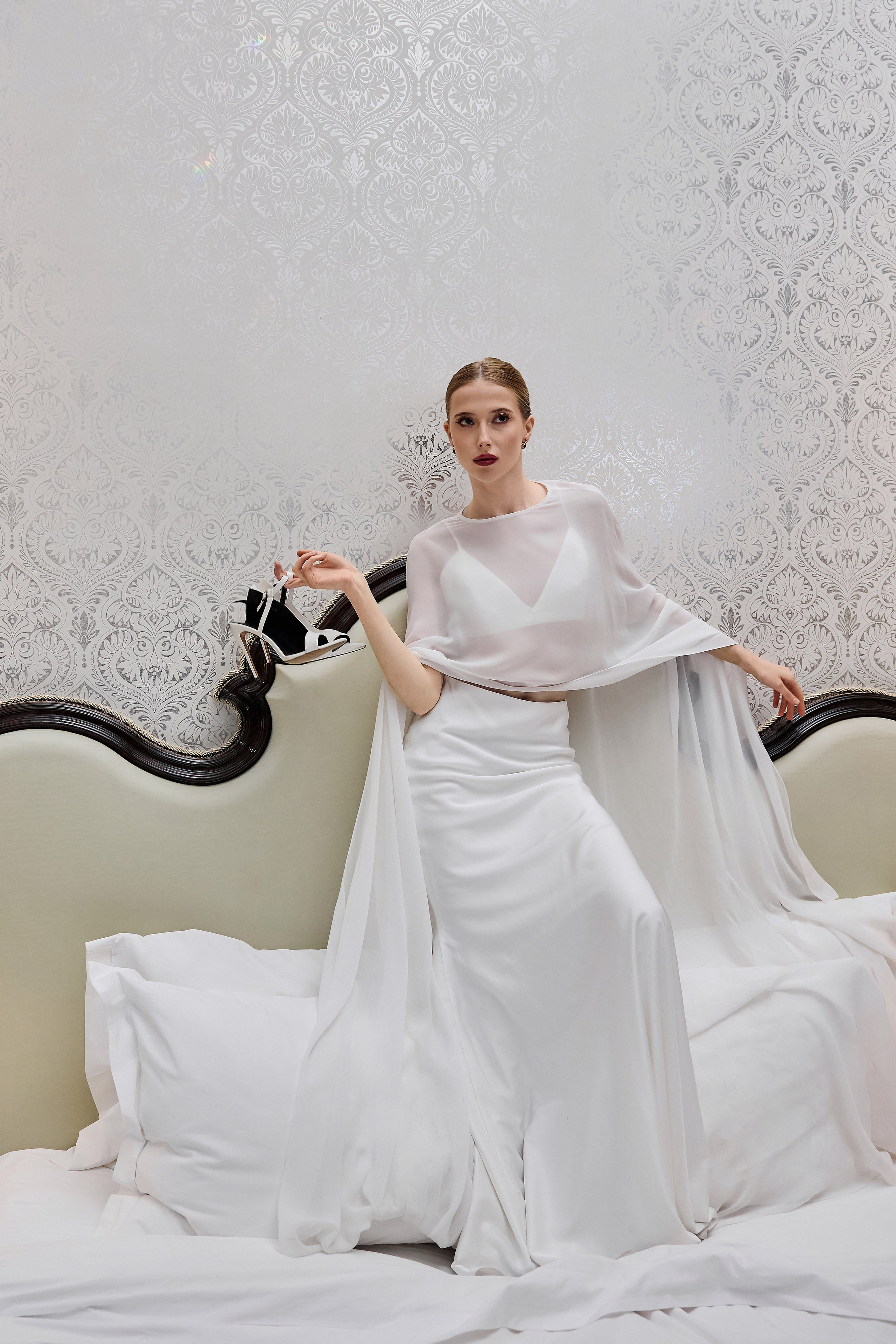 Вадим и Алина. Сборы в отеле St Regis. Свадебный фотограф в Москве и Подмосковье