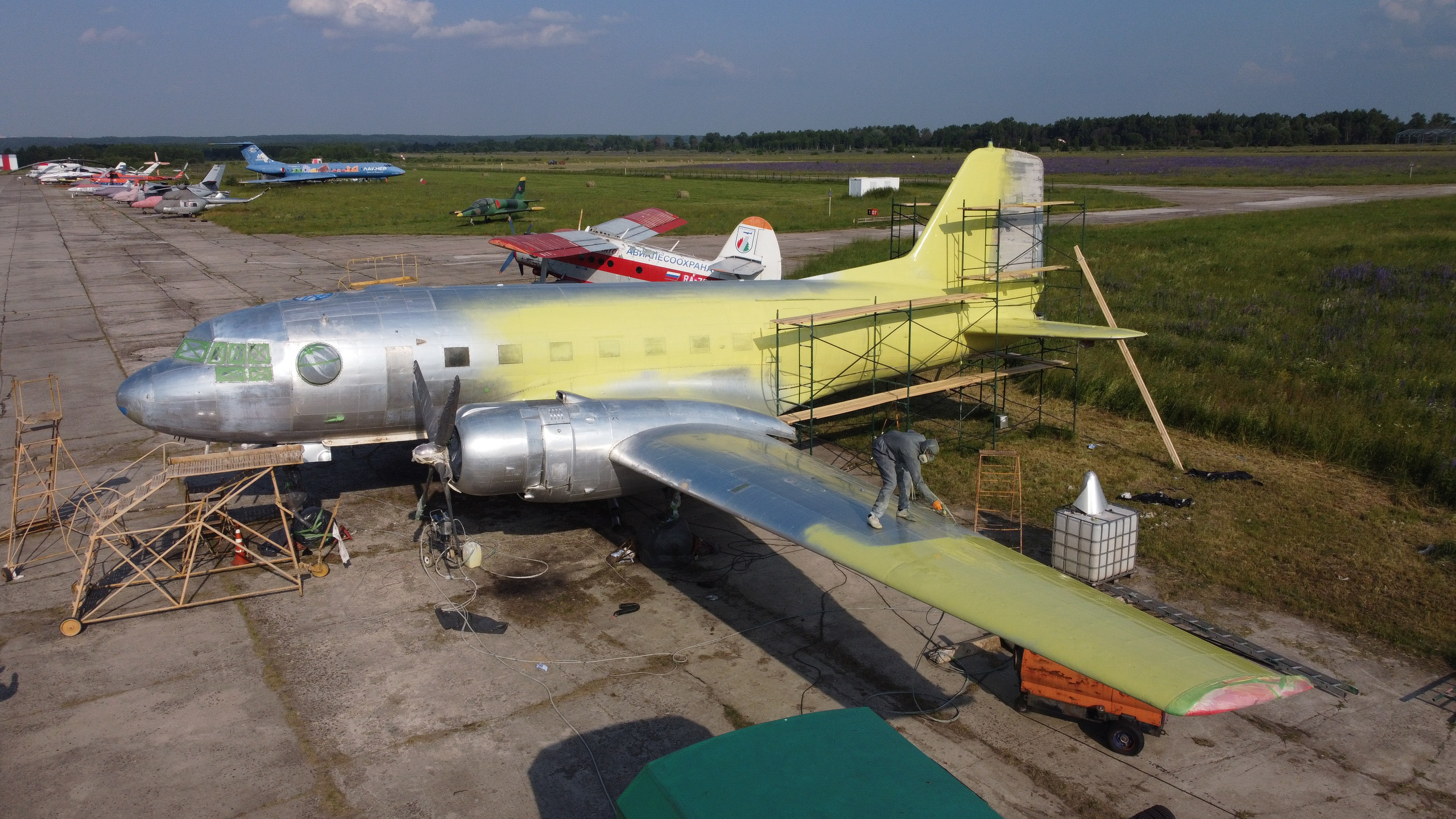 Ил-14Т «Голубая Мечта» — покраска (2022г). Фотоальбом показывающий увлекательный мир авиации и мир медведей Андрея Иванова