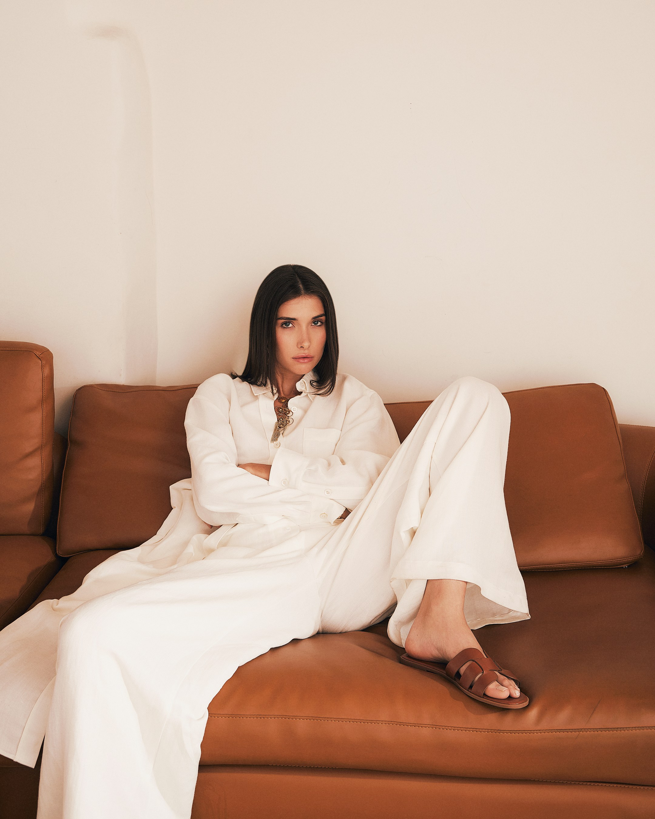 Съемка лукбука для бренда одежды мидл сегмента. Букалова Людмила — фотограф для брендов одежды в Москве