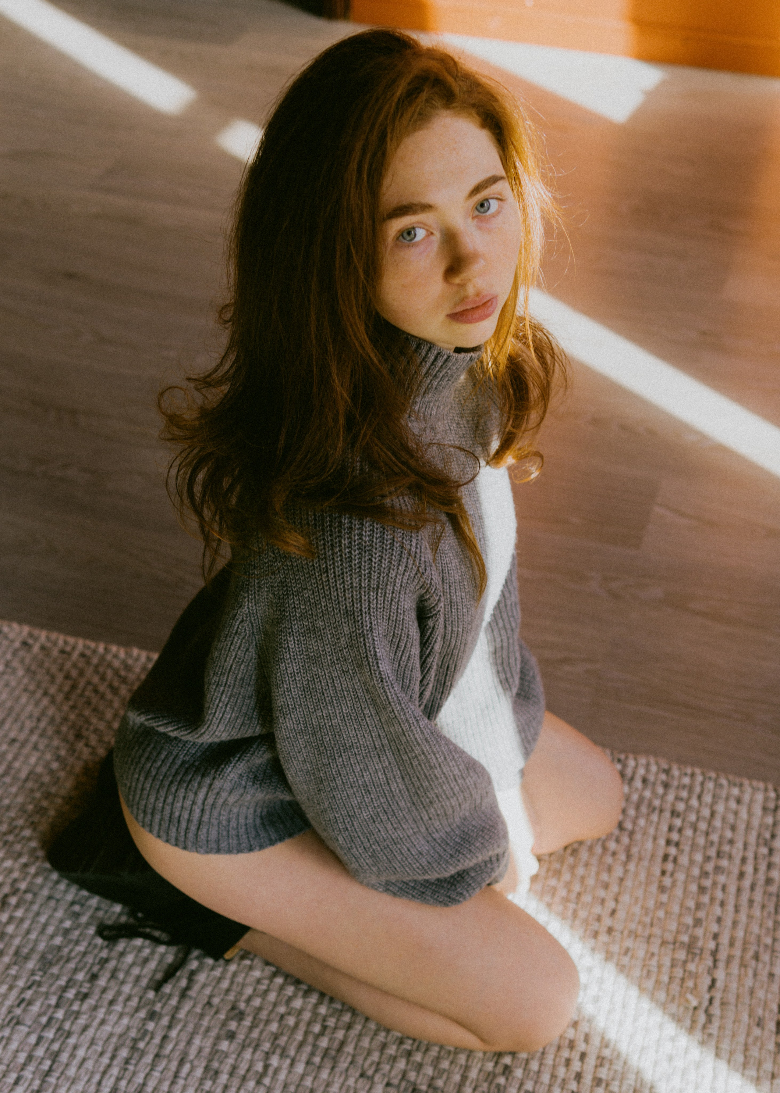 Яна в студии (film). Главная