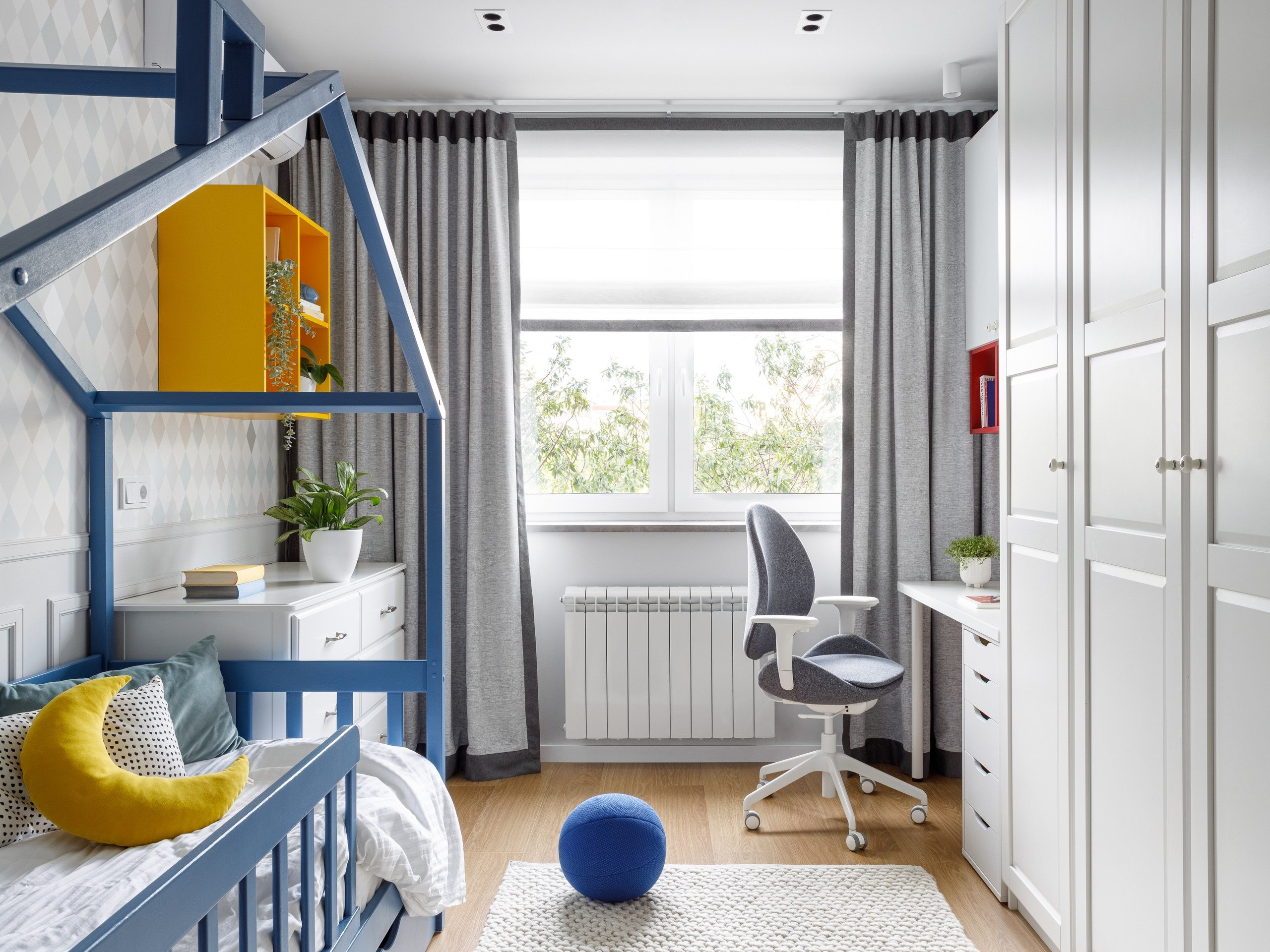 Айгуль Султанова: Яркая квартира для семьи моряка. Интерьерный фотограф Дима Птицын и стилист Дарья Копылова