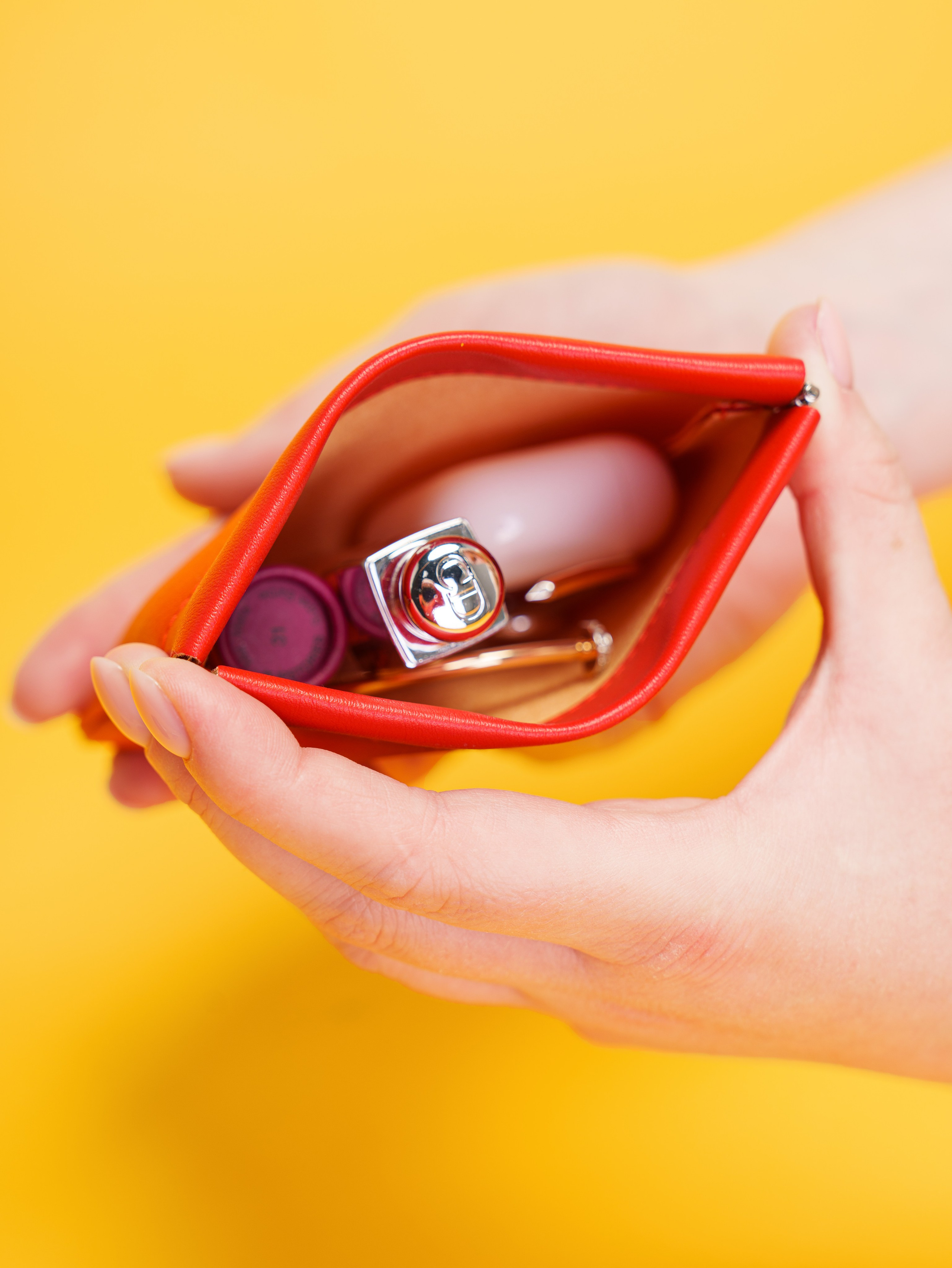 Косметички для WB. Портретный и Контент фотограф Григорий Семенов (Grifon) в Ижевске