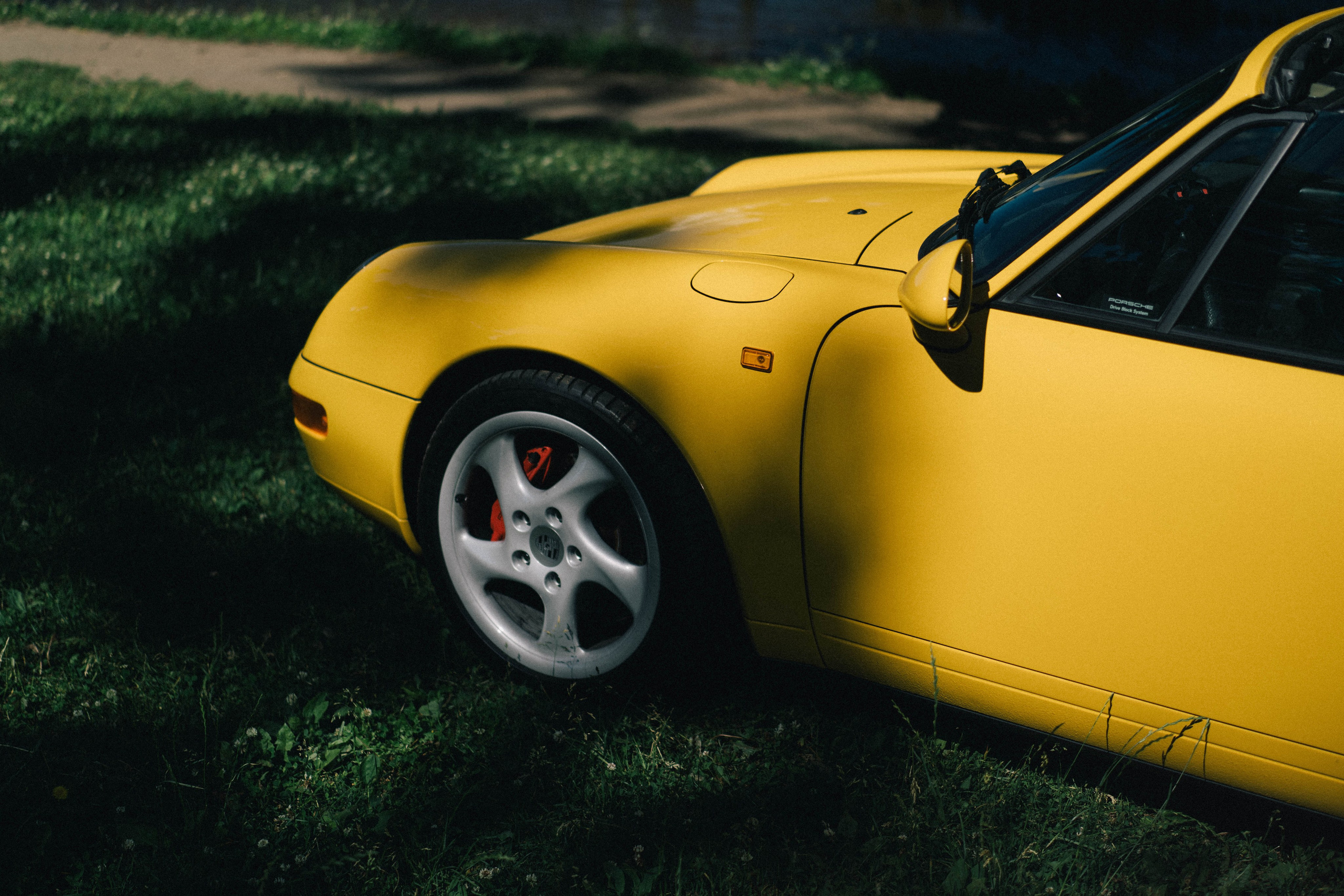 Не просто машина. Это чувство. Тот самый рык оппозитного шестицилиндрового. #Porsche993 #AirCooled #СтильЖизни