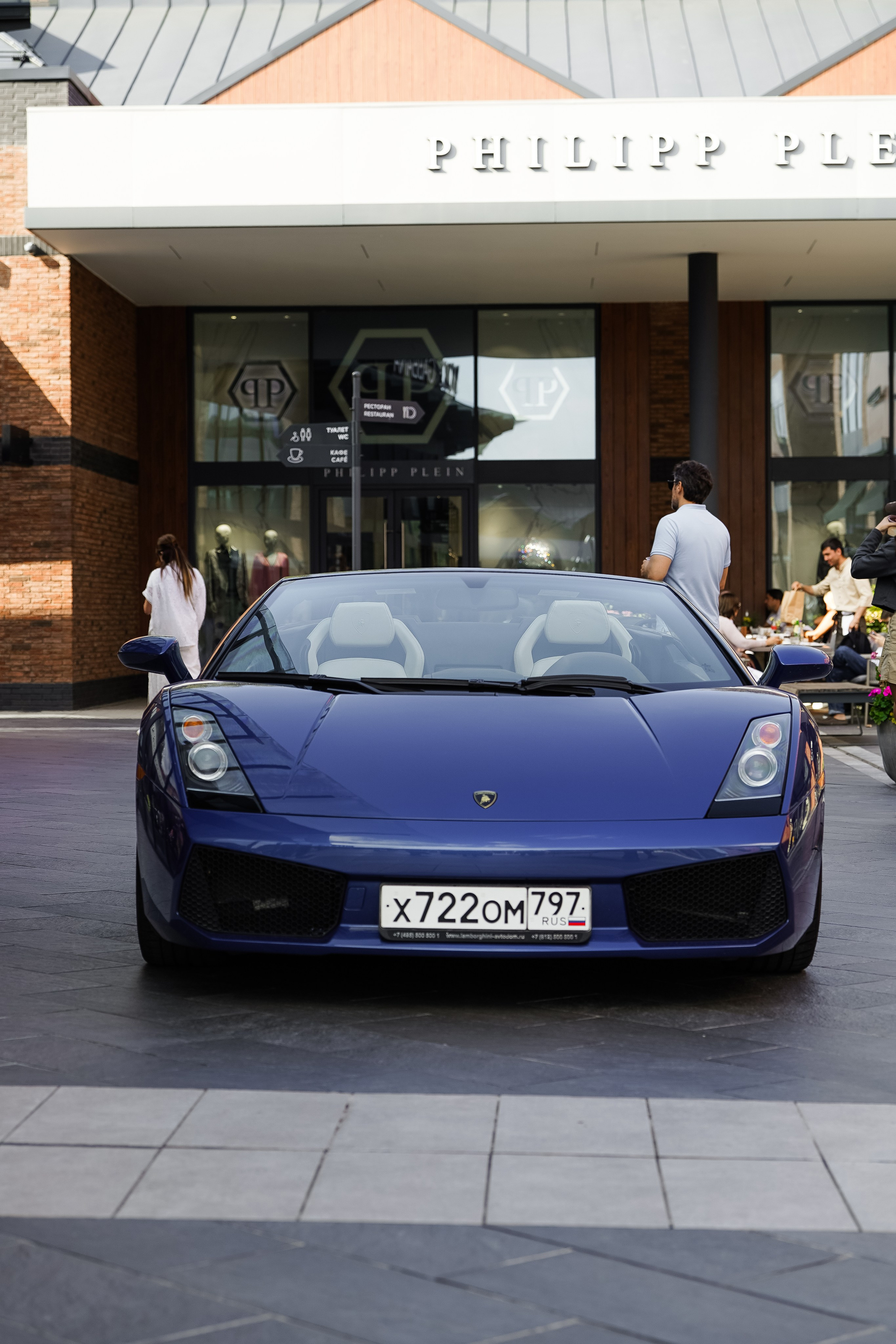 Porche Ride Arkhangelskoe Outlet Village. AMODEO STUDIO