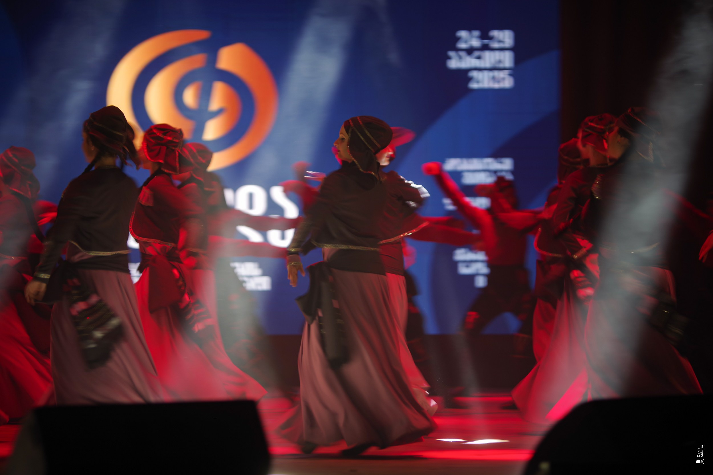 Танцы в Хоби. Портретный фотограф Денис Милютин