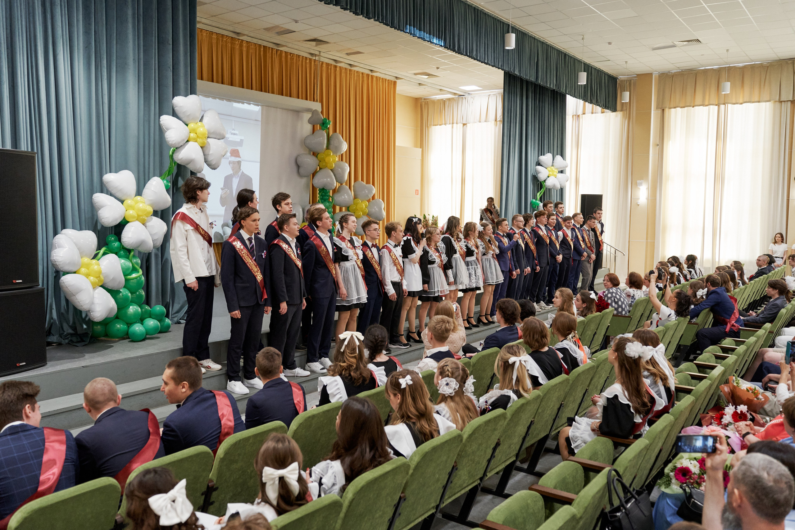 ПОСЛЕДНИЙ ЗВОНОК 2024. Свадебный фотограф в Москве и Подмосковье Виктор Одинцов