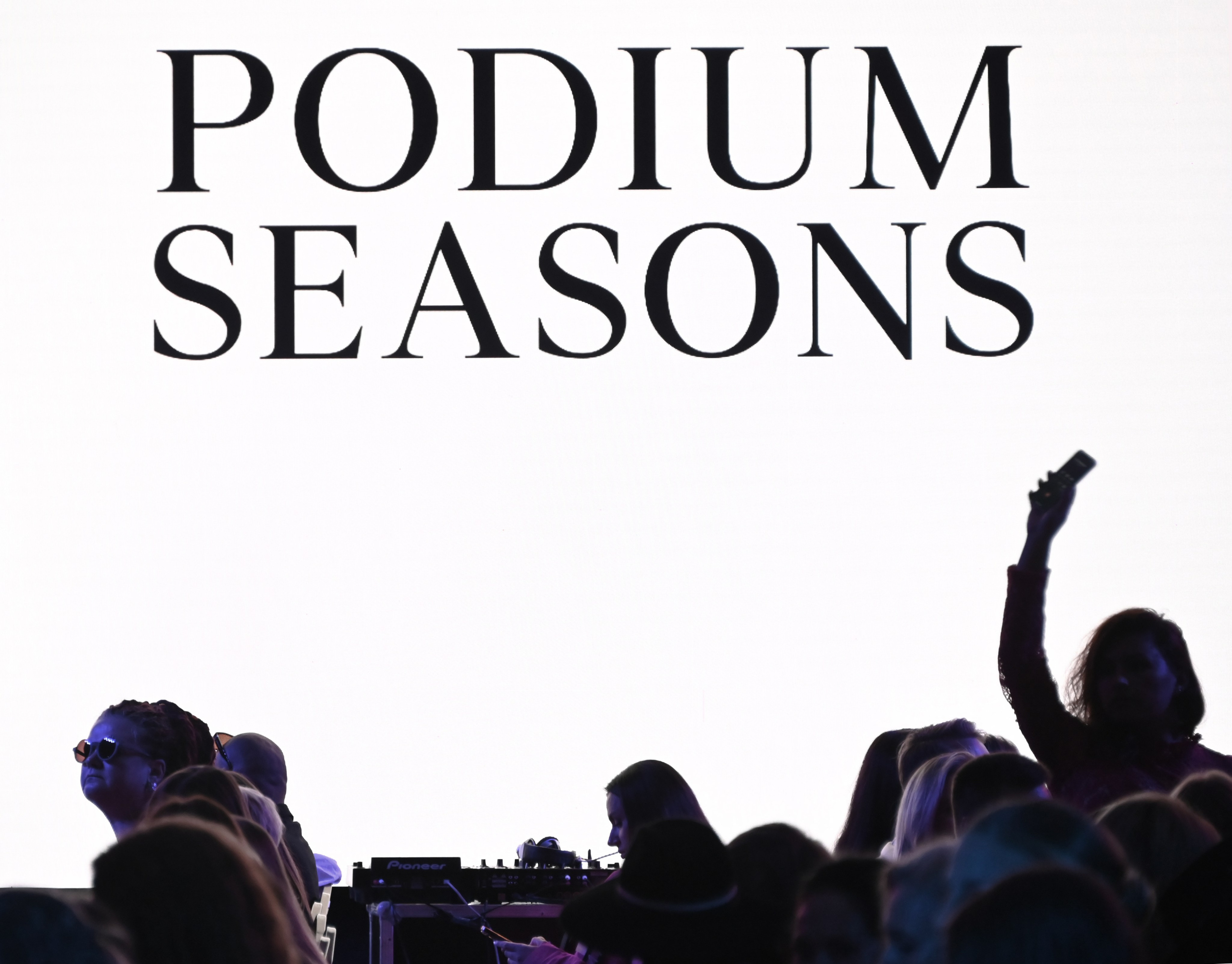 ART | FASHION | PODIUMS |SHOW