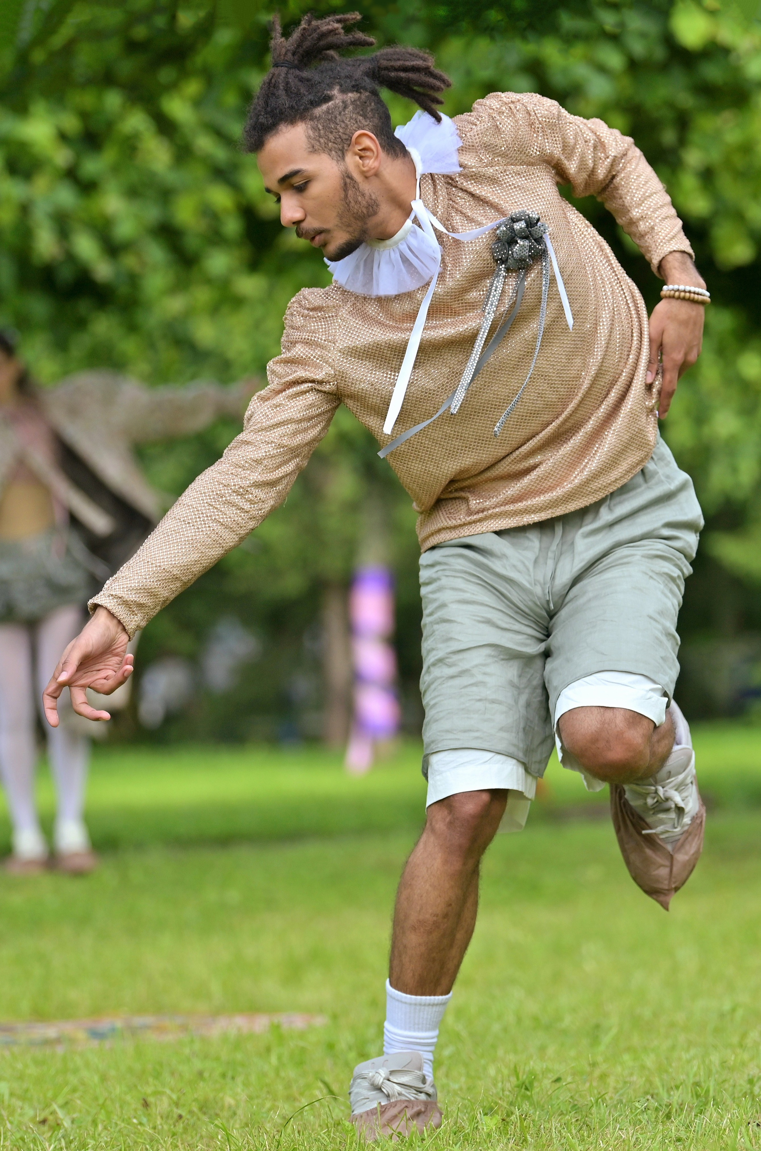 ART | FASHION | PODIUMS |SHOW