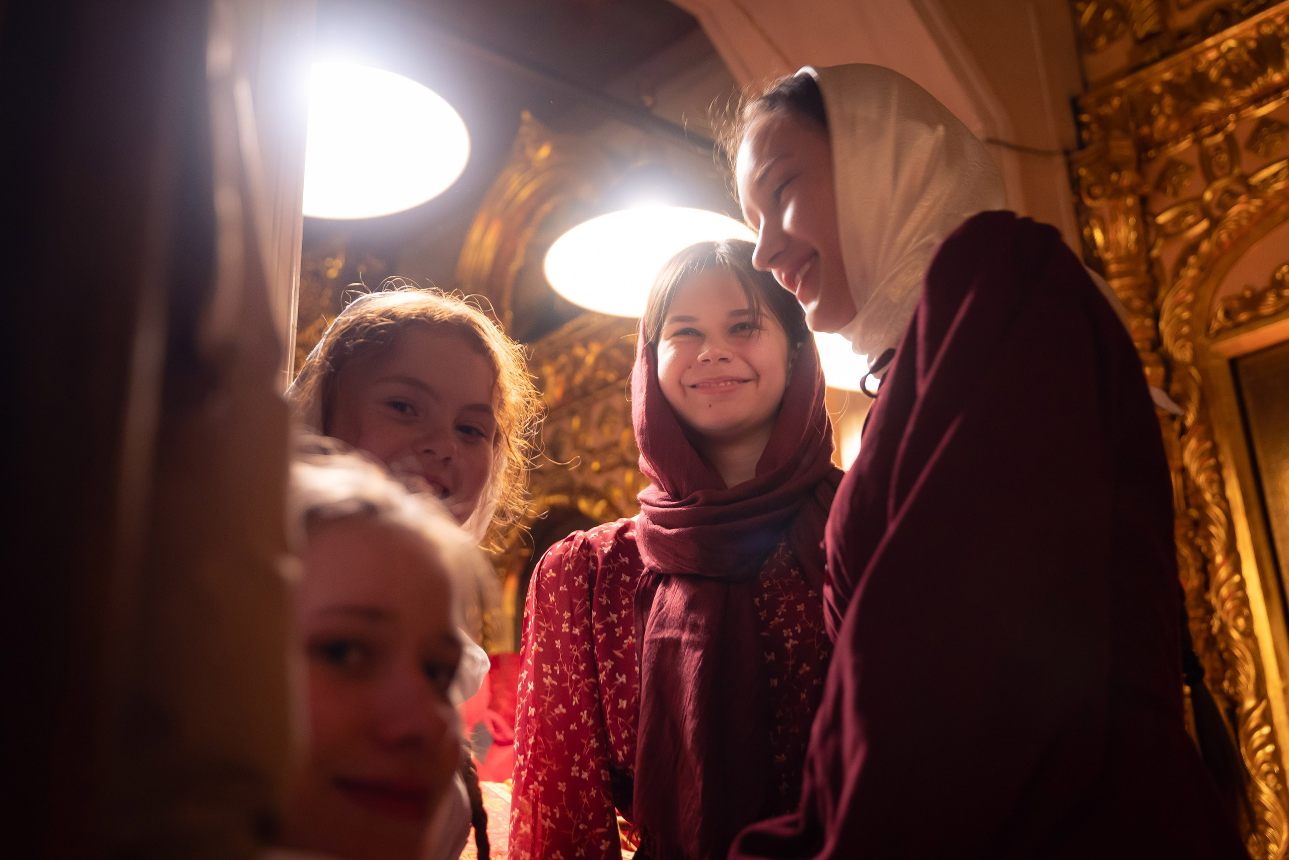 Богородский храм. Пасха. Полунощница, Божественная литургия. Антон и Татьяна Денисенко — В храме