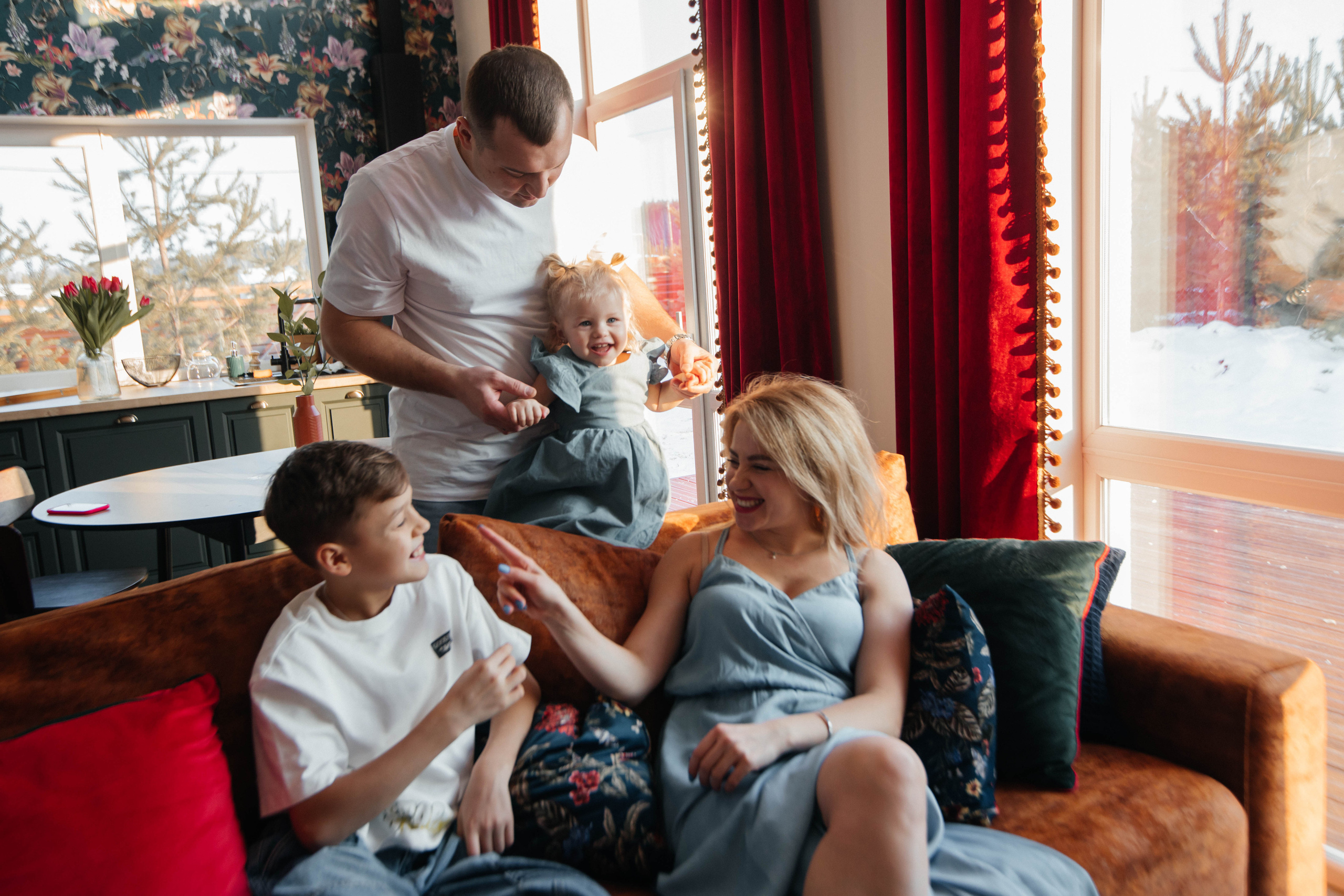 По весеннему тепло. Фотограф Сочи, Екатеринбург, Евгения Ефимова