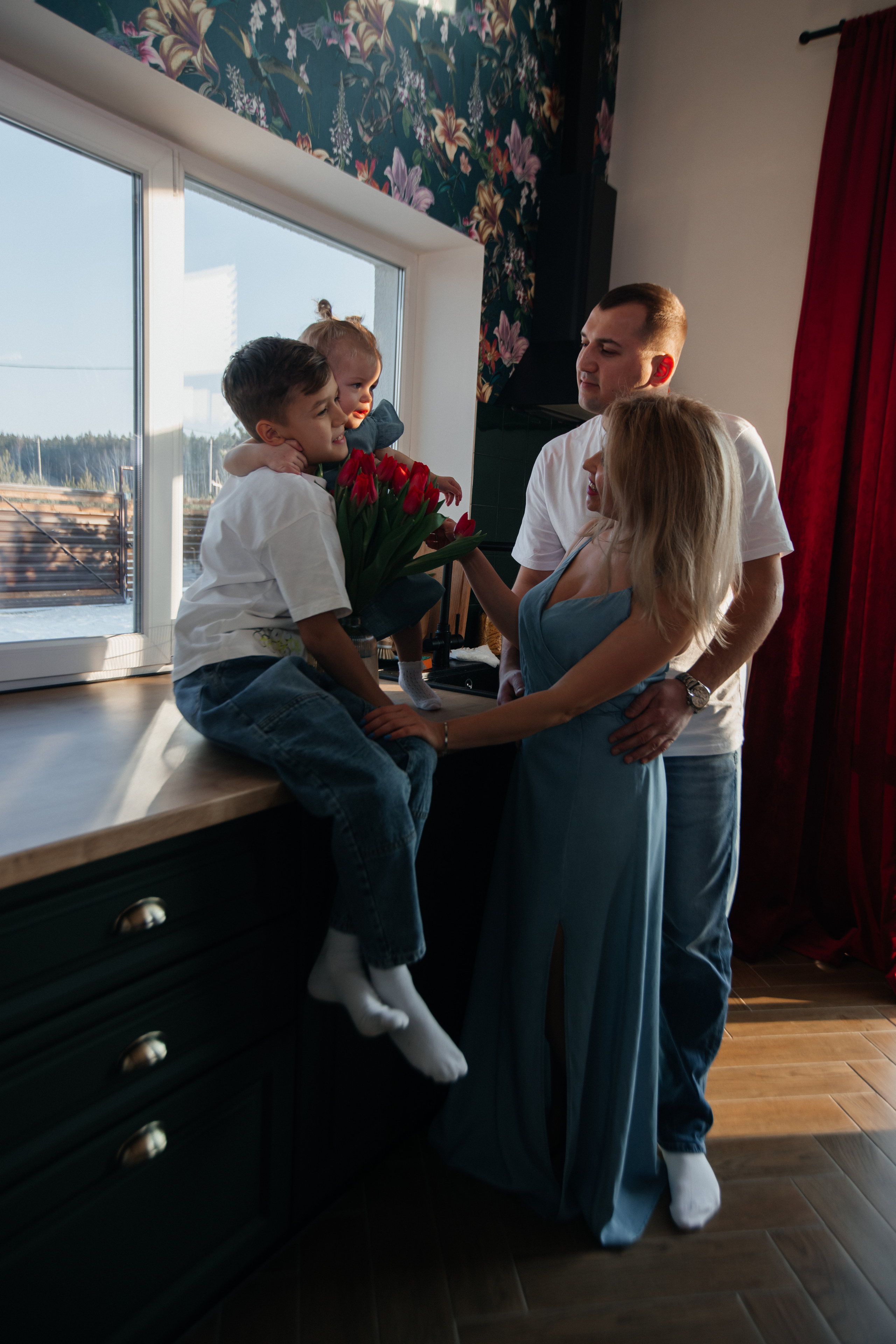 По весеннему тепло. Фотограф Сочи, Екатеринбург, Евгения Ефимова