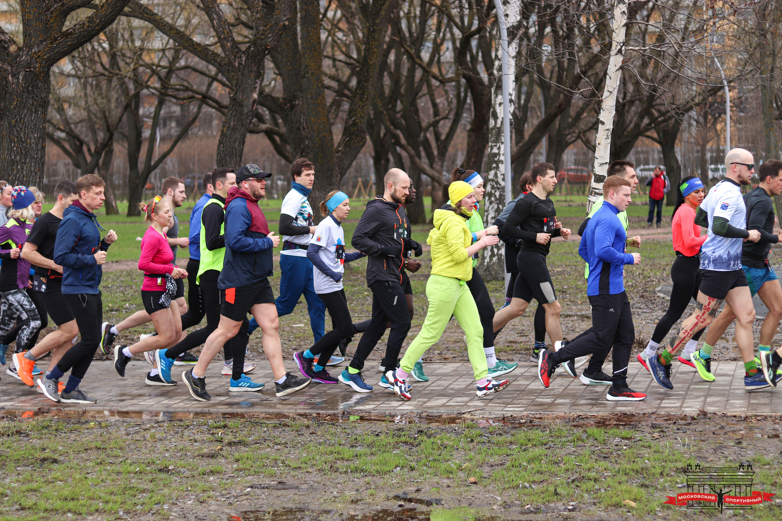 Московский Спортивный «КОСМИЧЕСКИЙ RUNOFF». Ивентный фотограф в Санкт-Петербурге Олег Комков