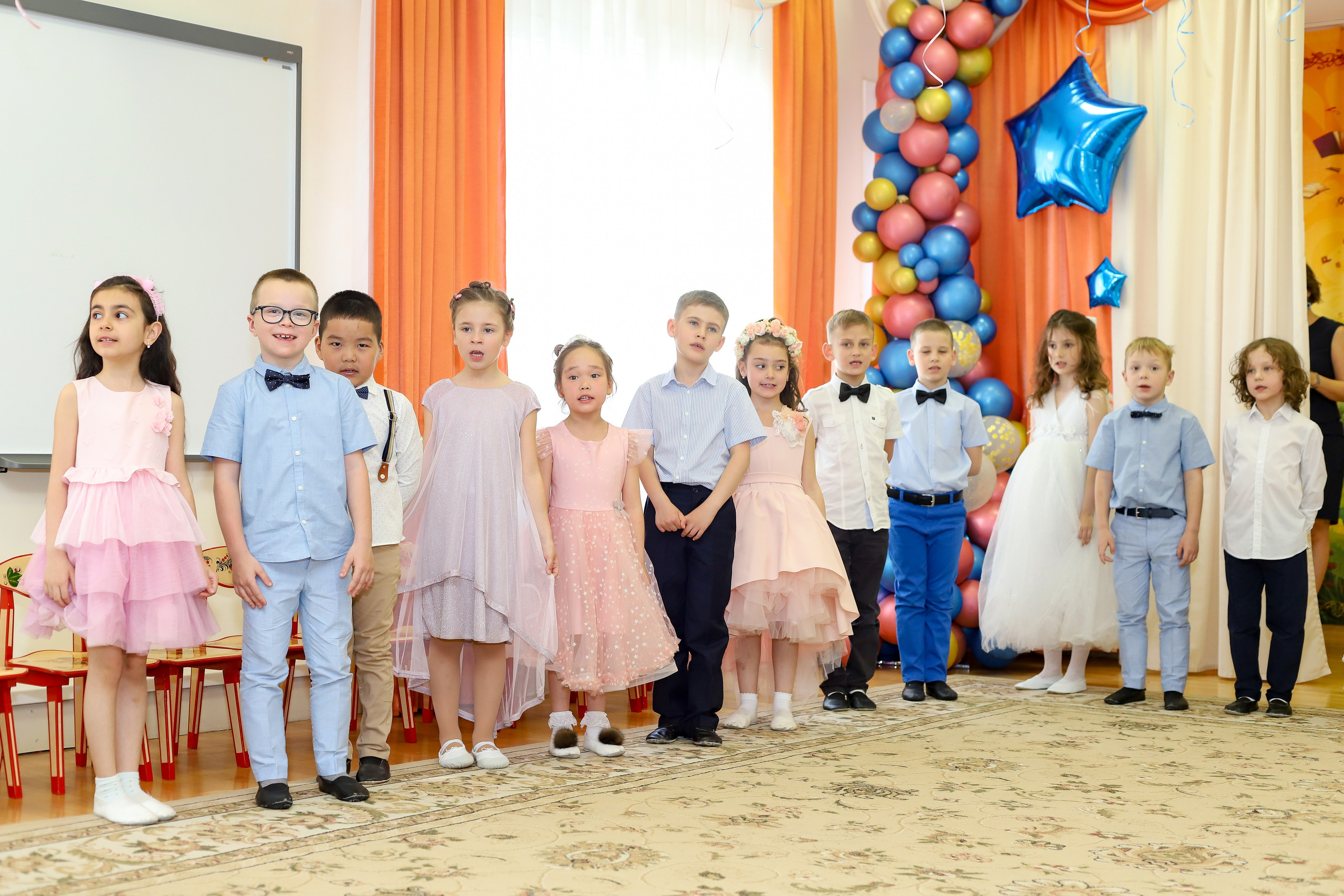Съёмки праздников и выпускных в детских садиках и школах. Семейный и детский фотограф Эльвира Билибина