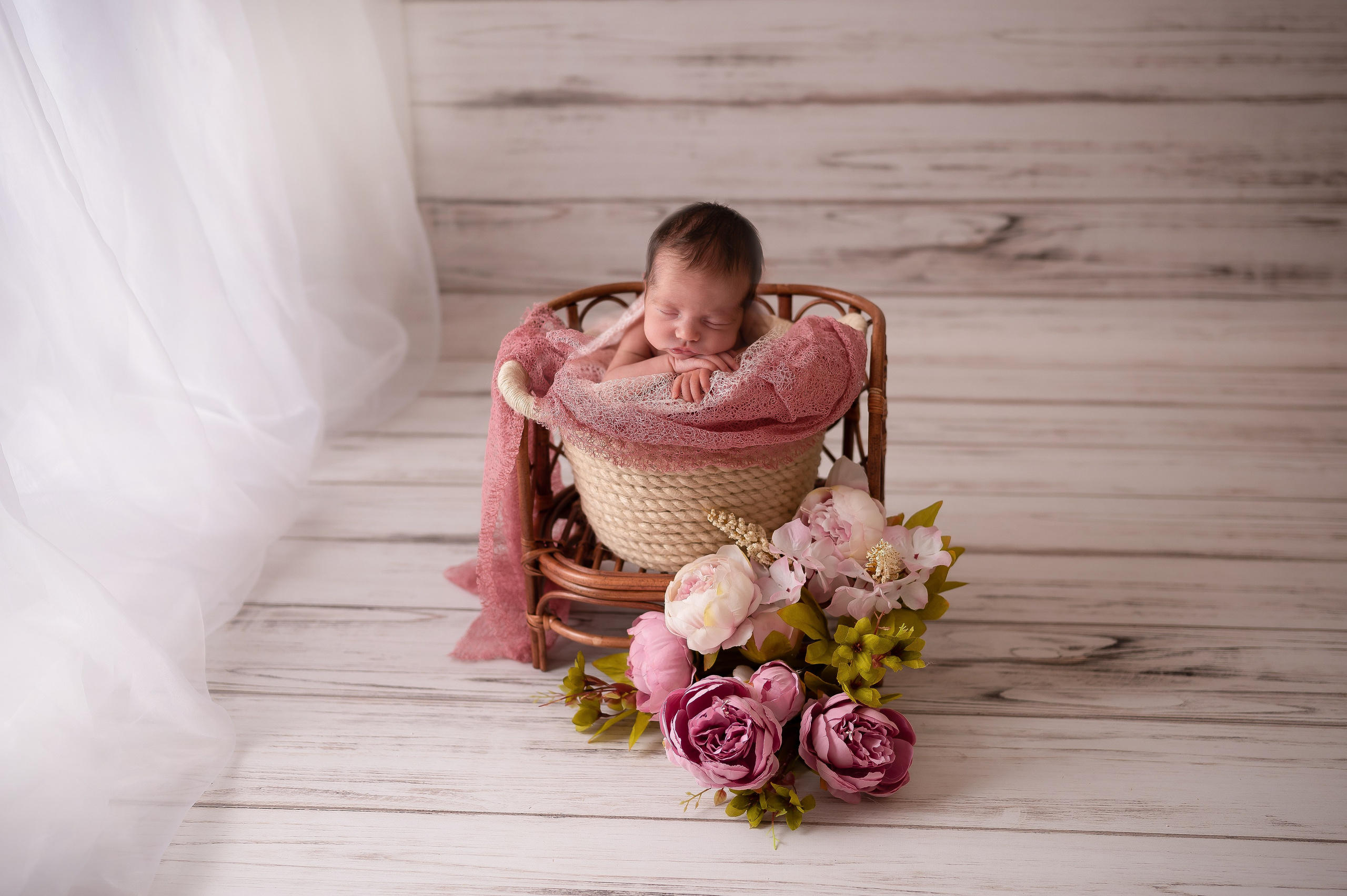 NEWBORN. Главная