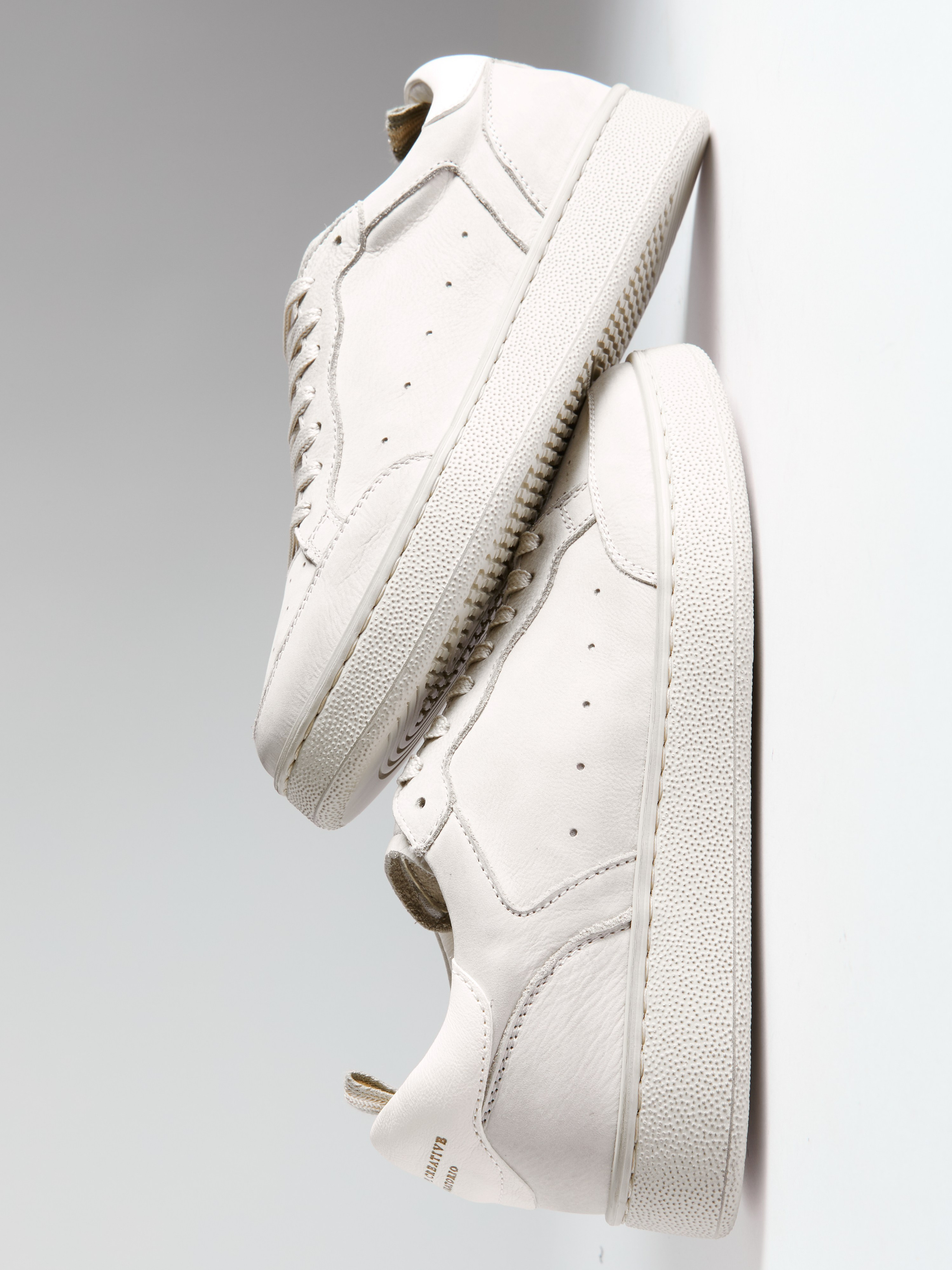 Предметный фотограф в Москве Евгений Шубин