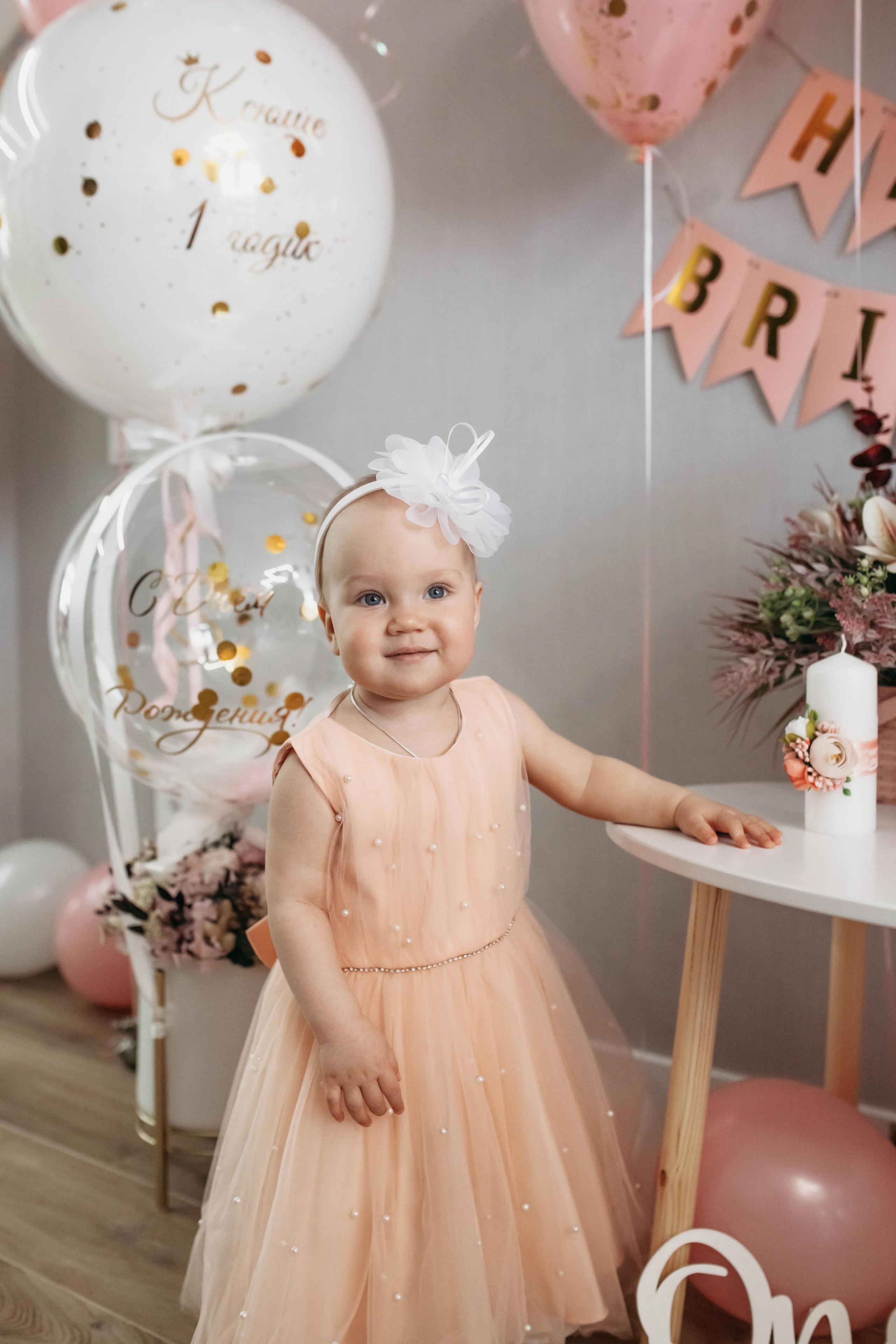 Домашняя съемка дня рождения Ксюши. Семейный и детский фотограф Минск, Беларусь