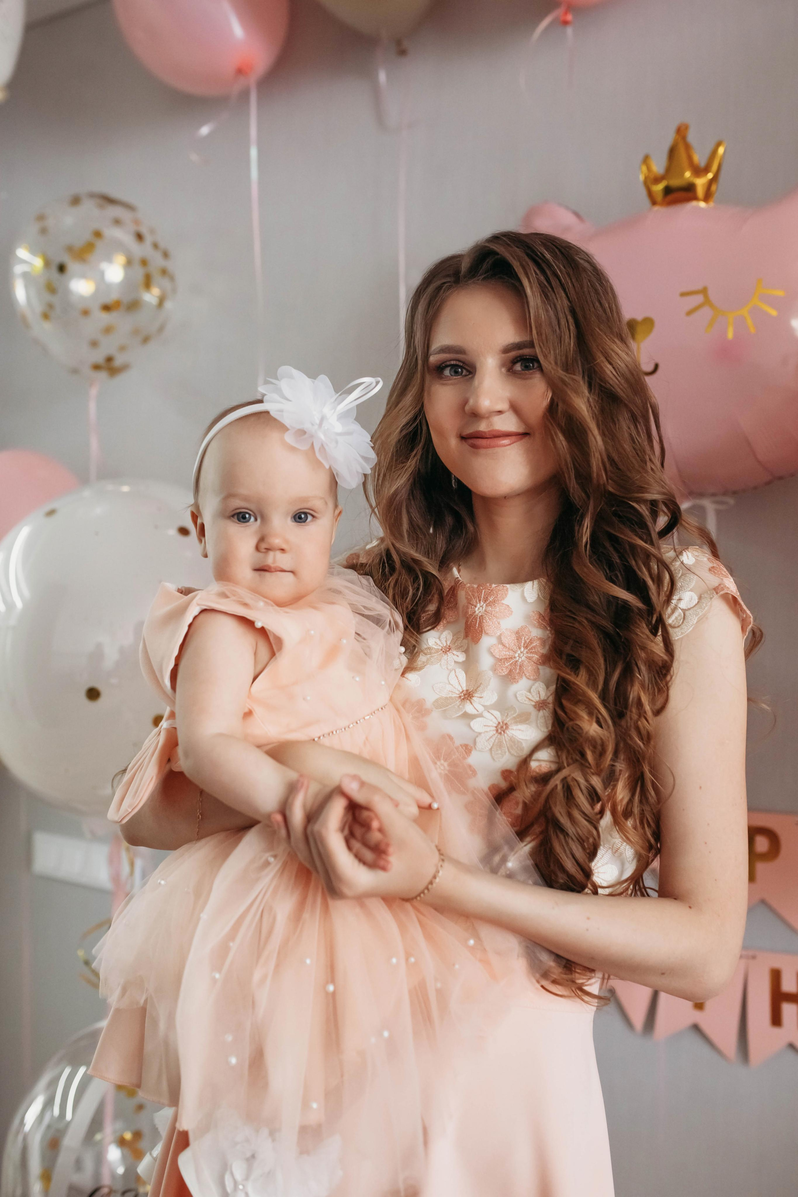 Домашняя съемка дня рождения Ксюши. Семейный и детский фотограф Минск, Беларусь