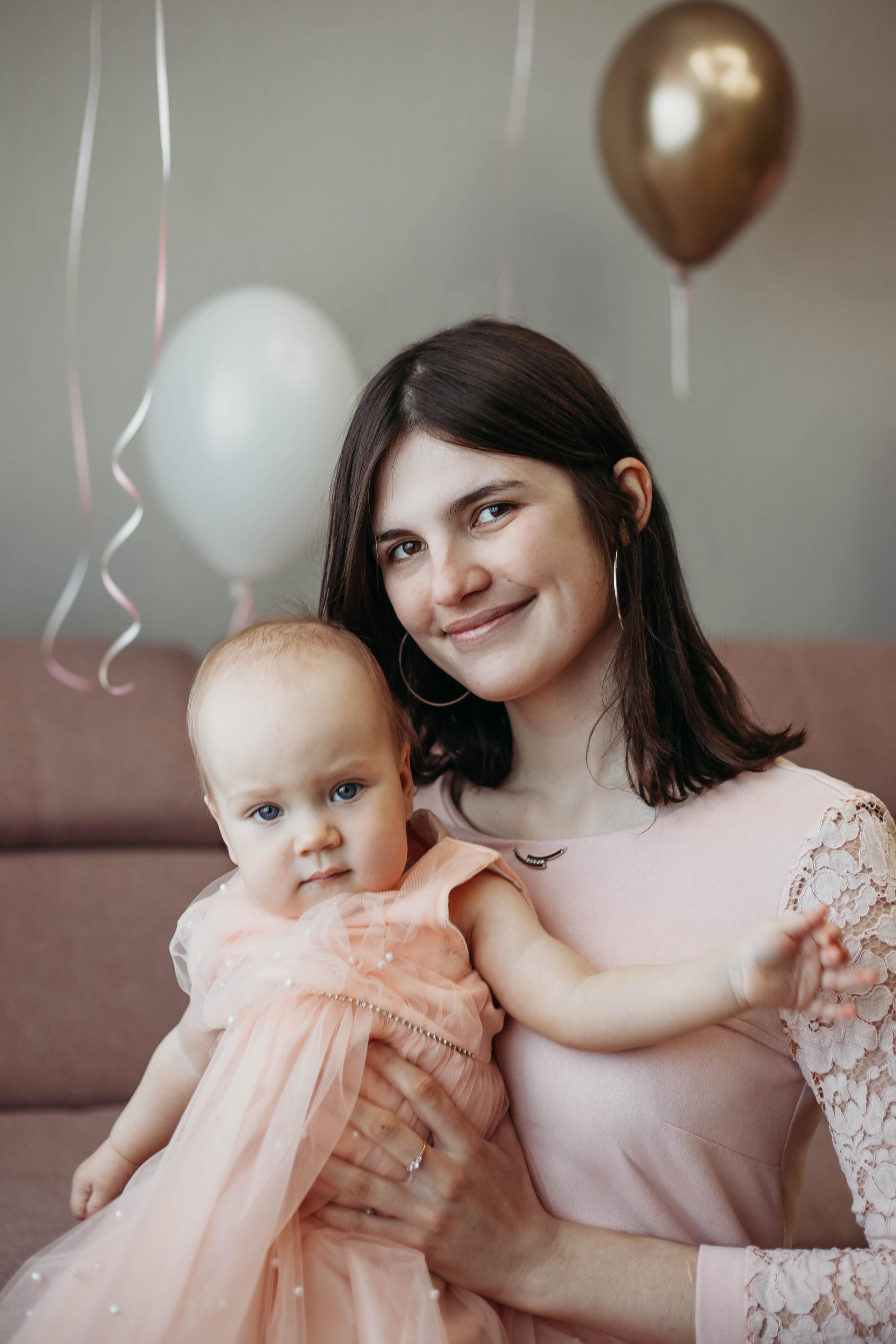 Домашняя съемка дня рождения Ксюши. Семейный и детский фотограф Минск, Беларусь