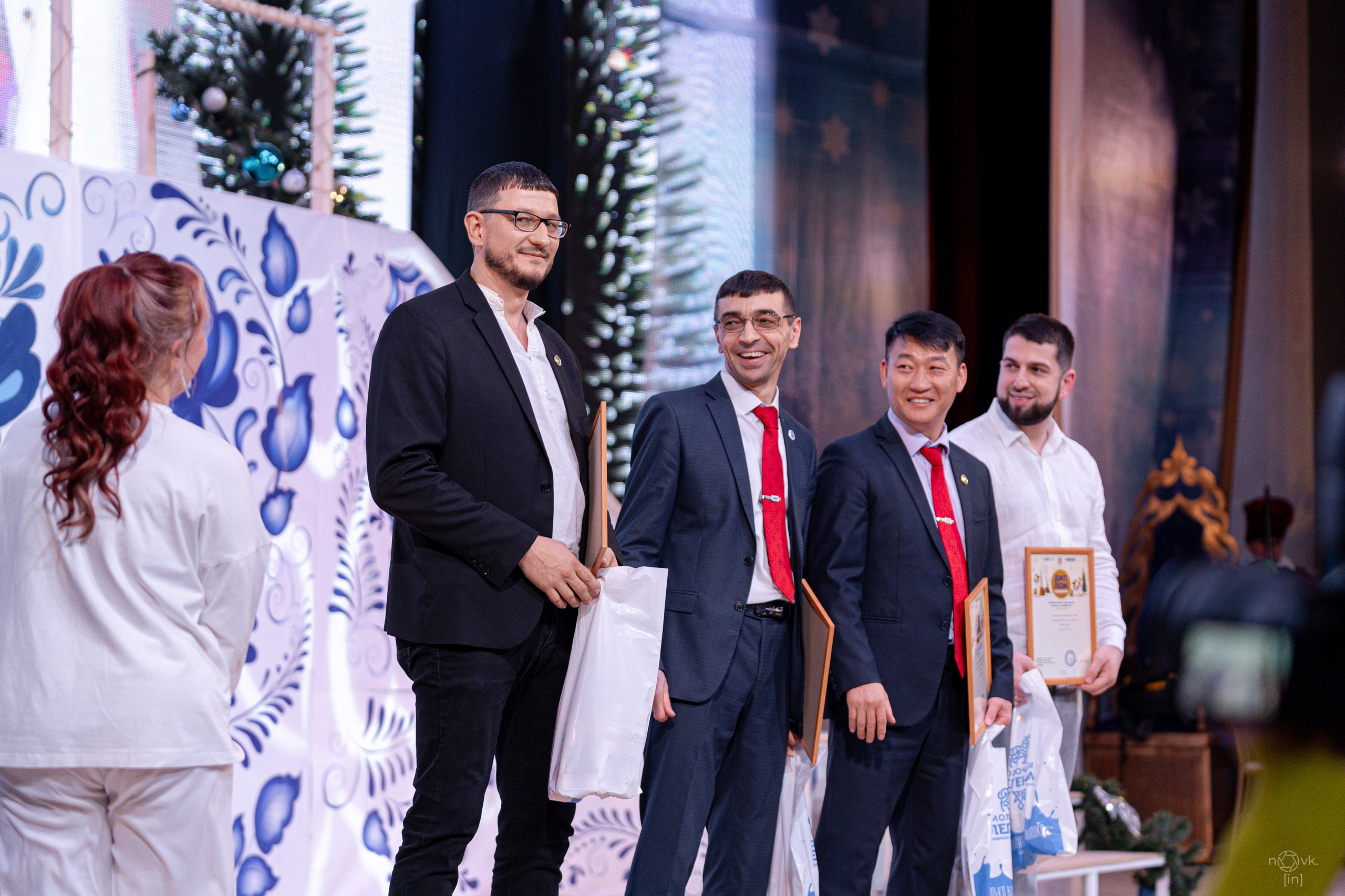 Ёлка. ФОТОГРАФ ИВАН НОВИКОВ | СТАВРОПОЛЬ