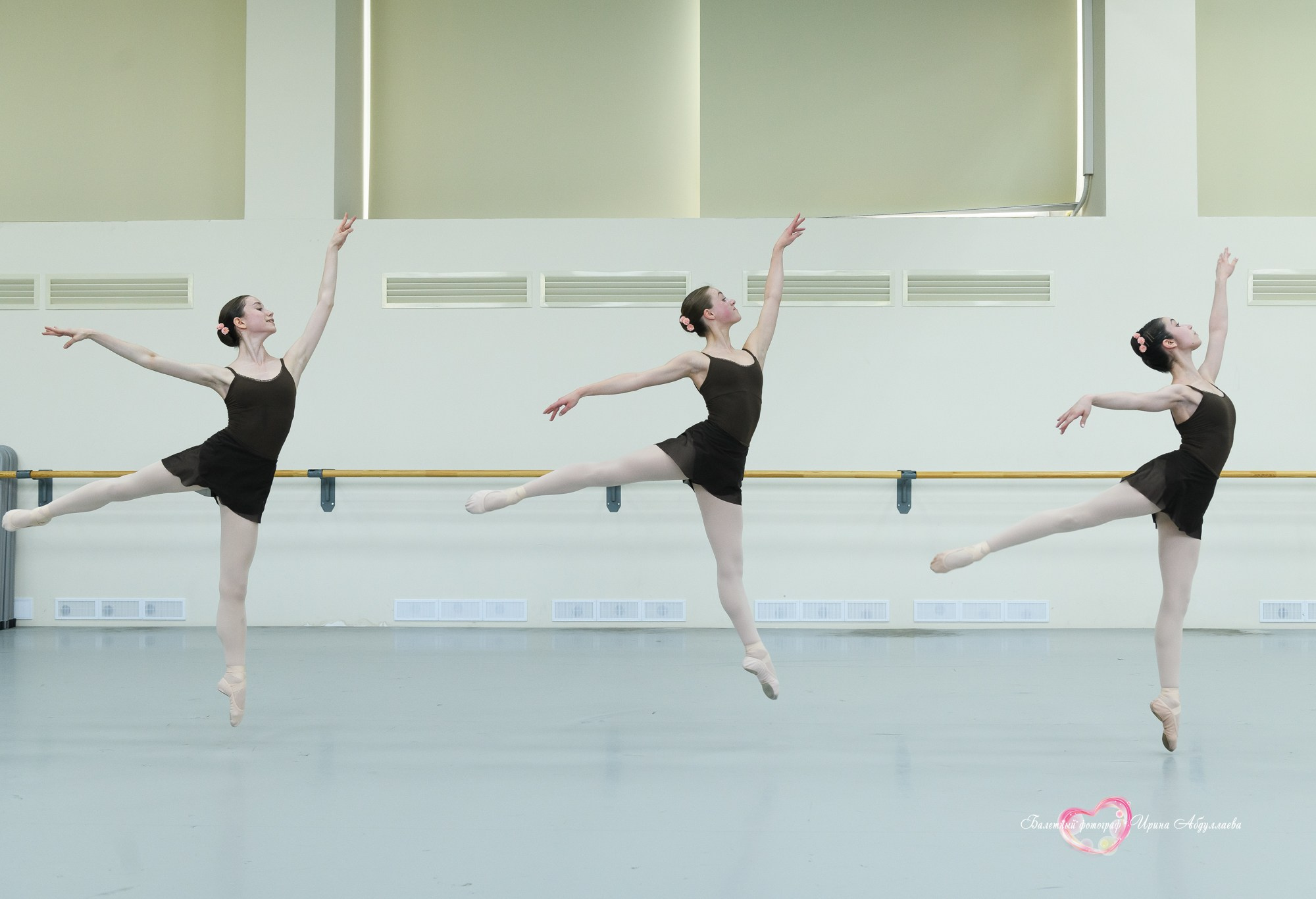 Госэкзамен выпускников МГХУ им. Лавровского — Девочки — 2025 г