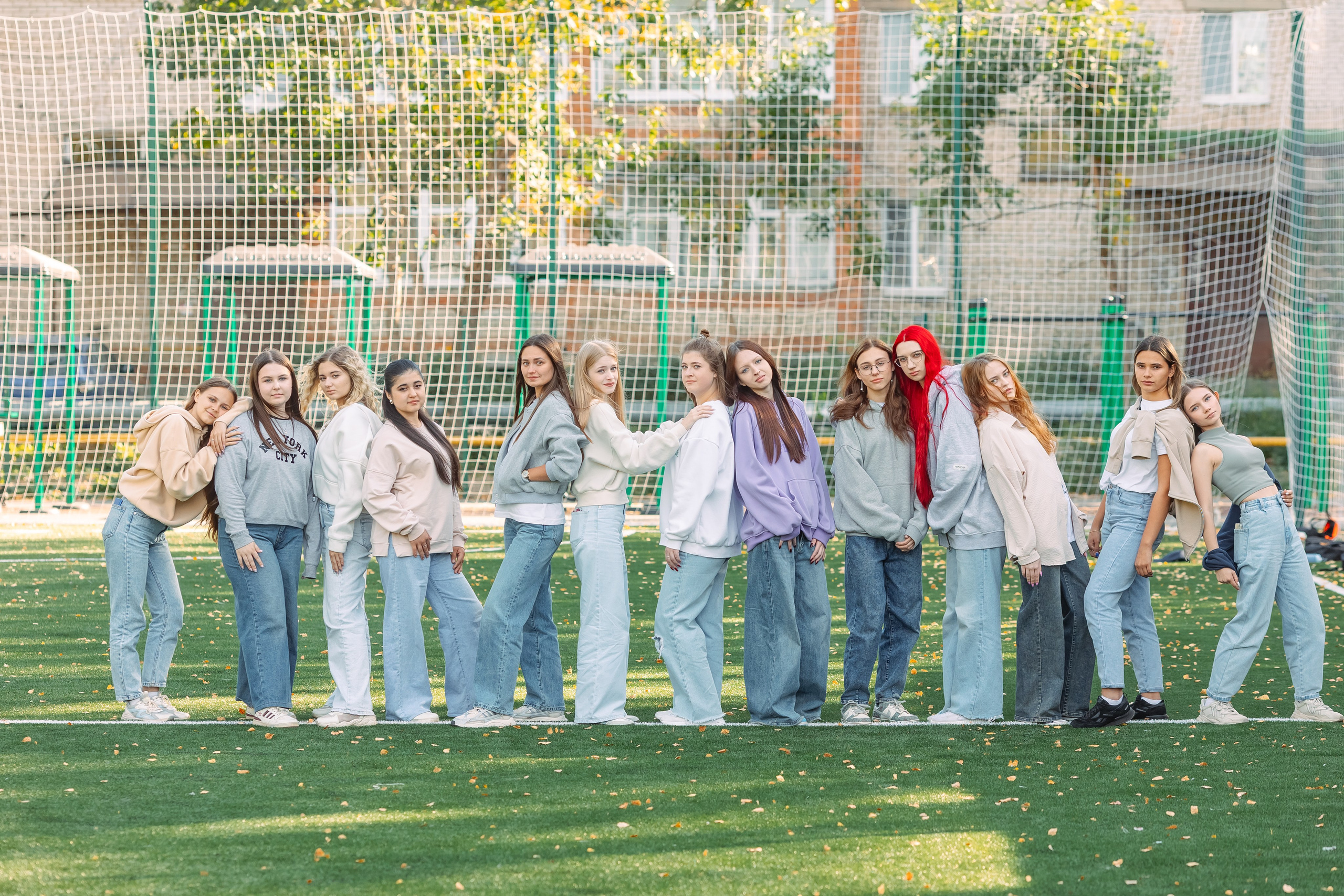 Позирование группы. Выпускные альбомы для детского сада и школы