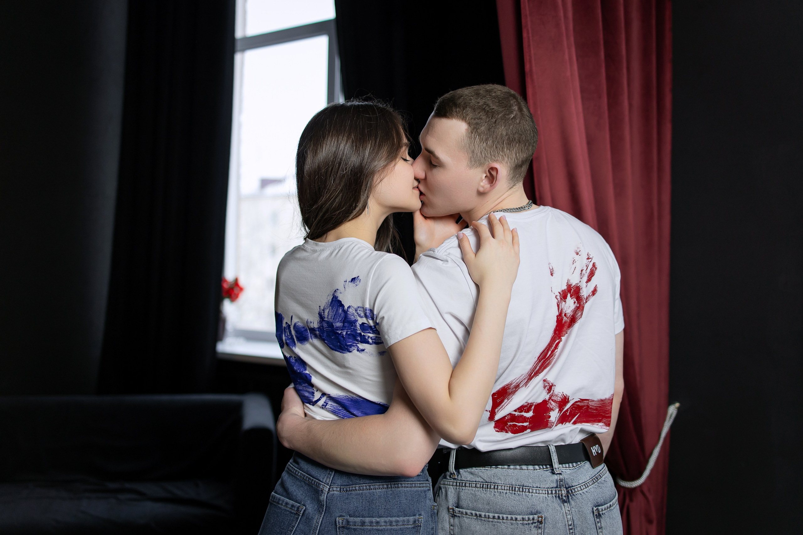 Ваши фотографии. Интерьерная фотостудия Background в Омске