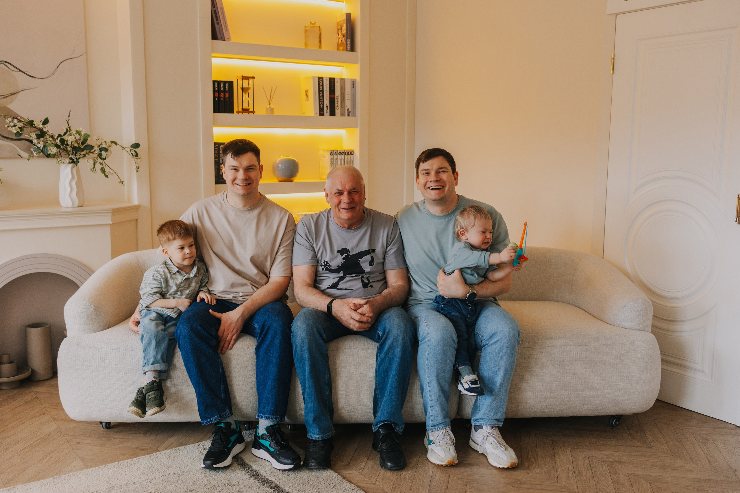 Большая семья. Домашняя фотосессия