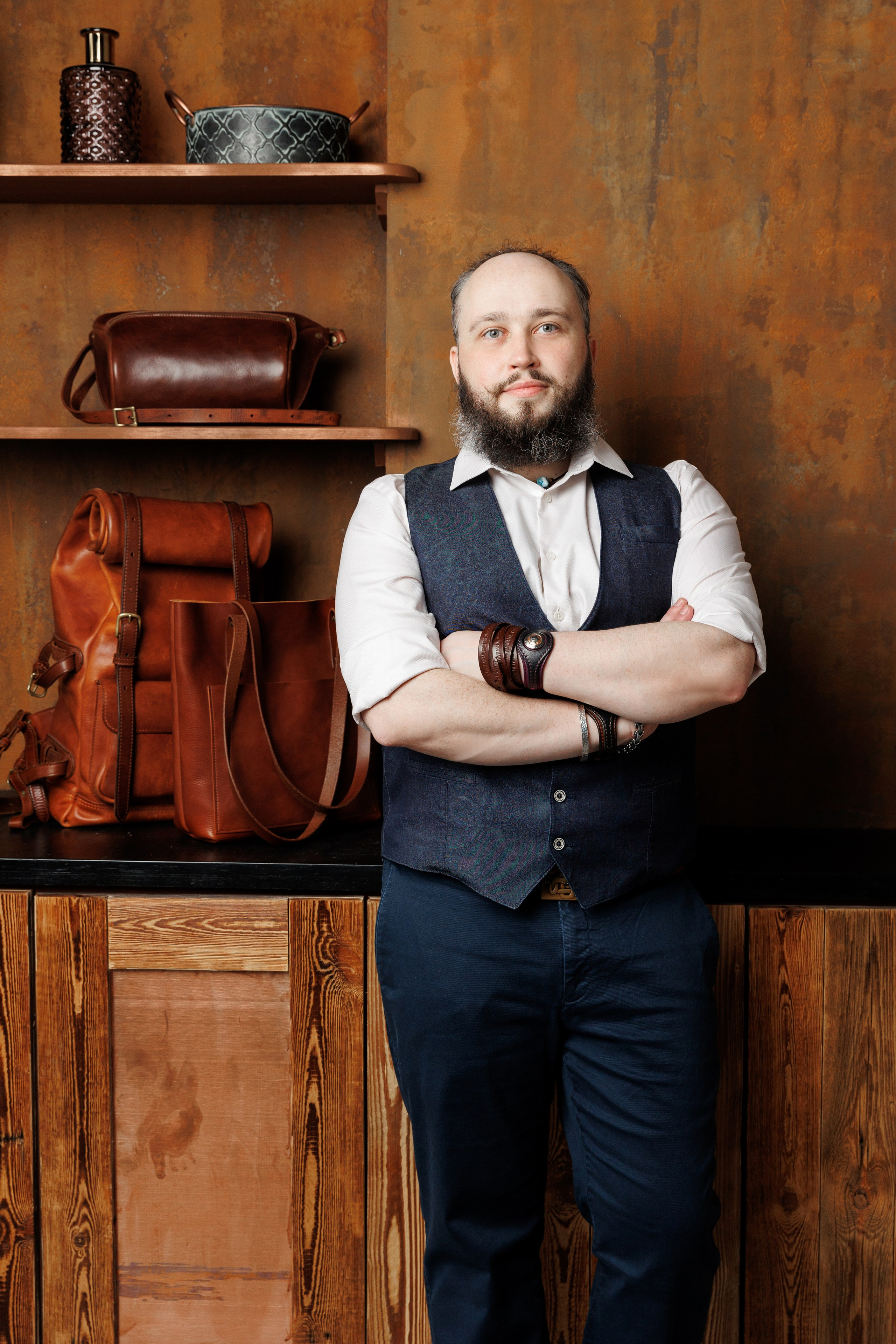 Андрей мастер по работе с кожей. Фотограф Щелково/ Москва Татьяна Жучкова