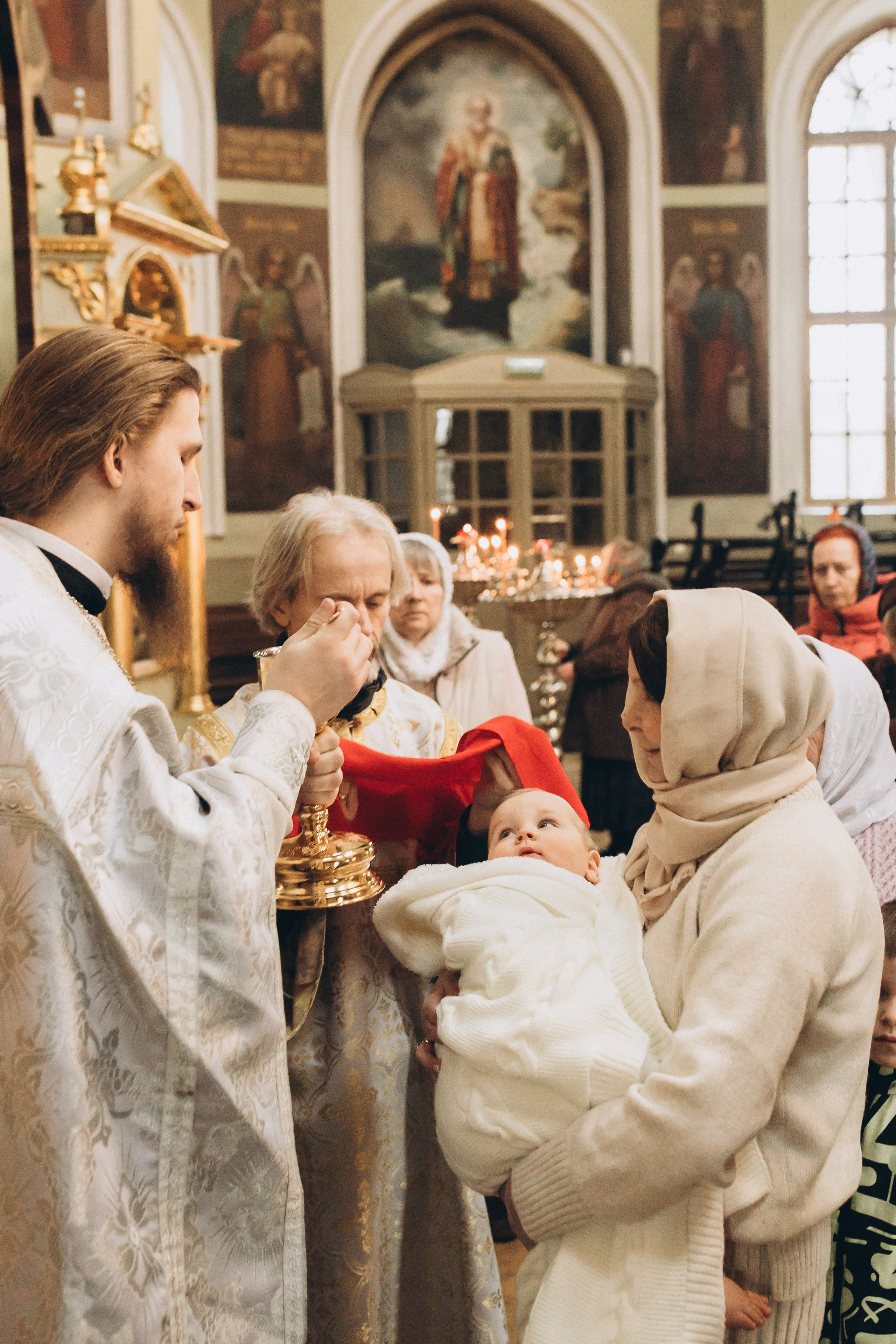 Таинство Крещения Ивана в Церкви Николая Чудотворца. Детский и семейный фотограф в Пушкино, Мытищи, Москва Сергеева Светлана