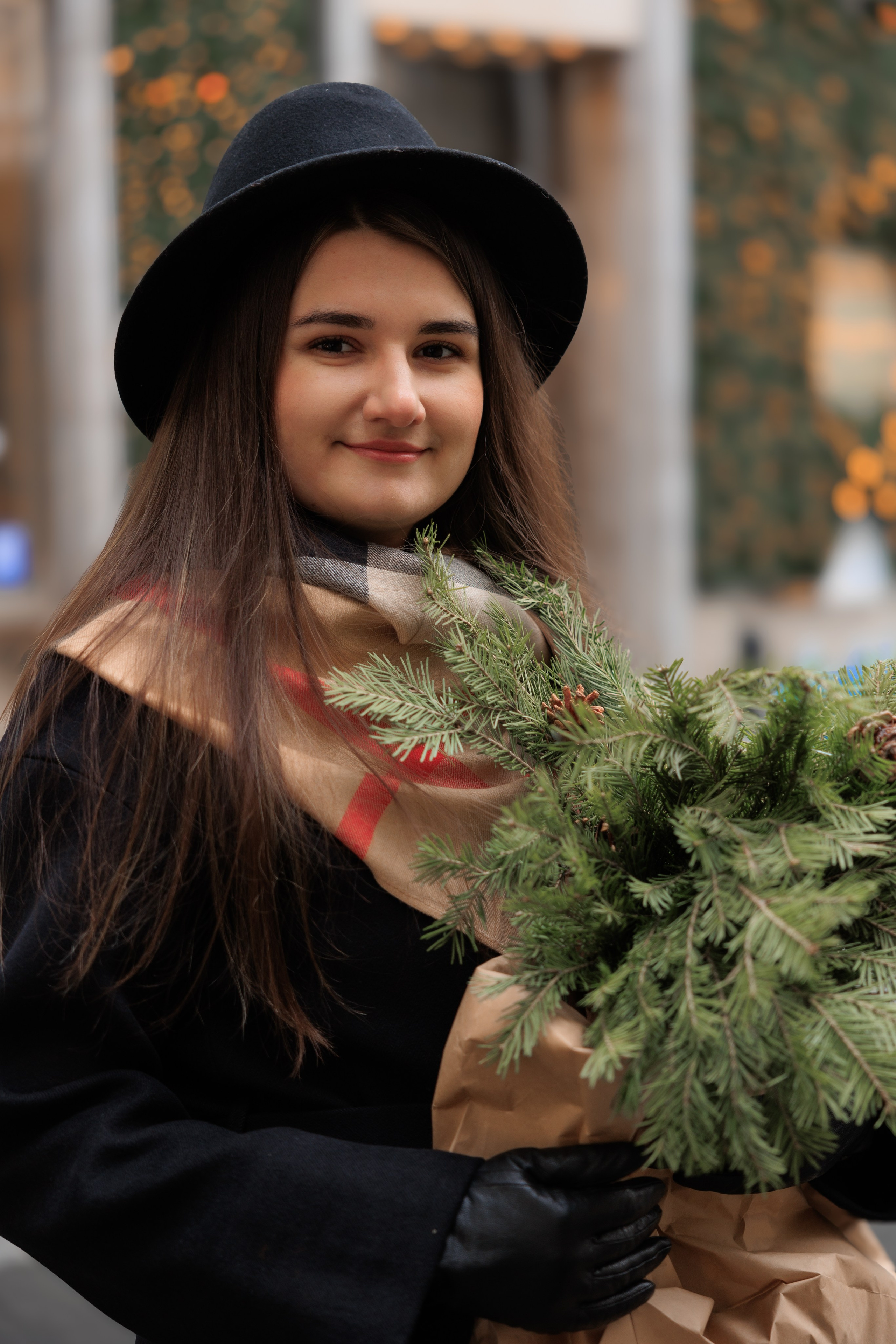 ДАША. Я фотограф из Москвы к Вашим услугам