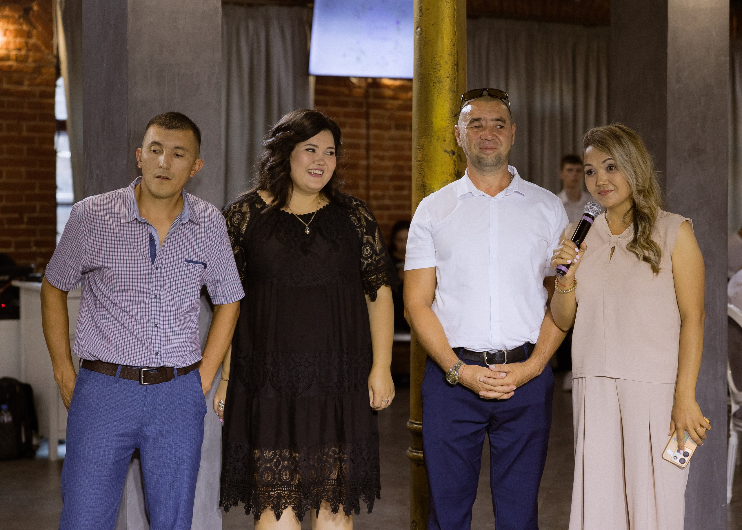 Дмитрий и Алита. Фотограф Эмиль Исякаев