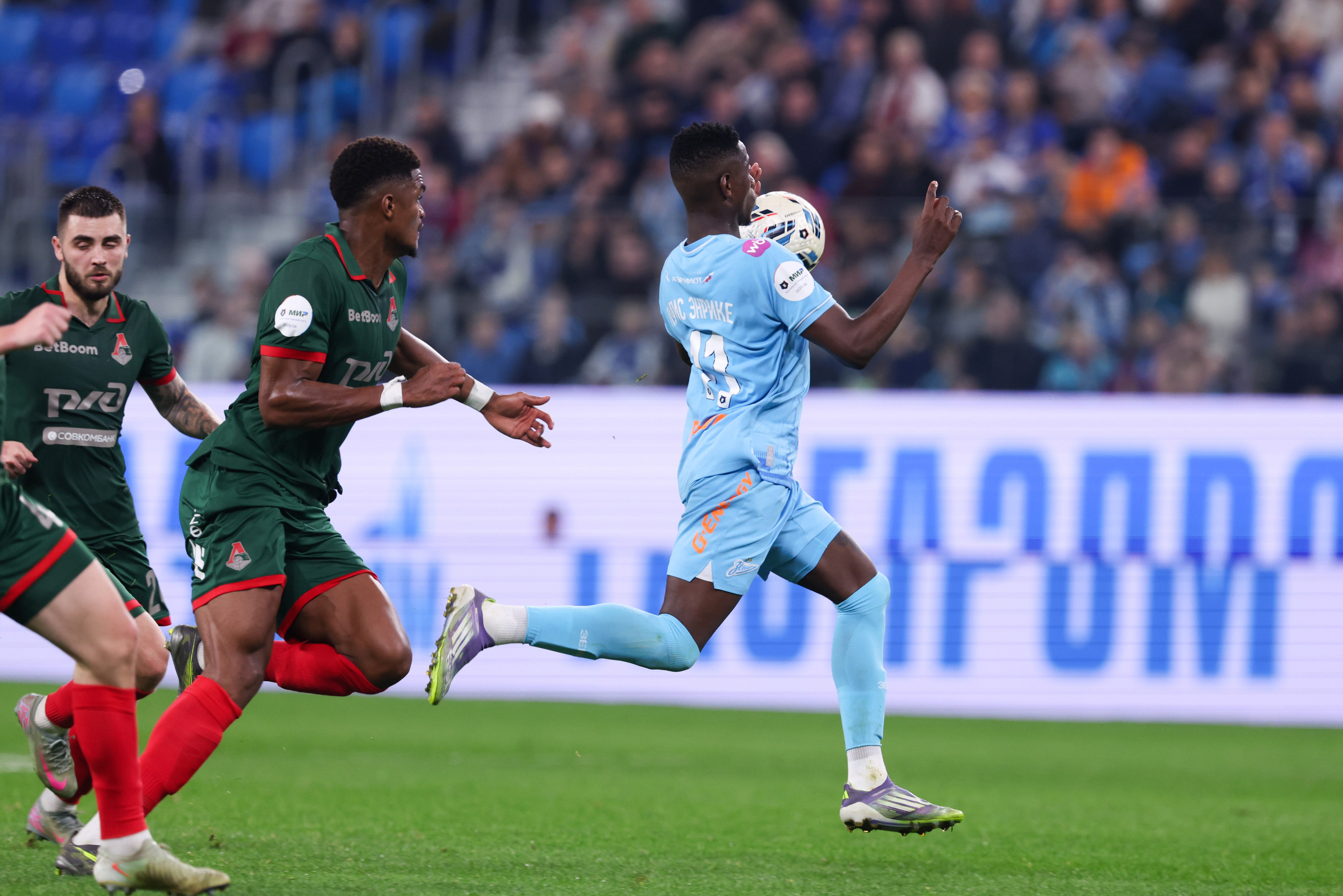 ФК «Зенит» — ФК «Локомотив» 14 тур РПЛ 01.11.2025. Спортивный и репортажный фотограф Антон Тереханов