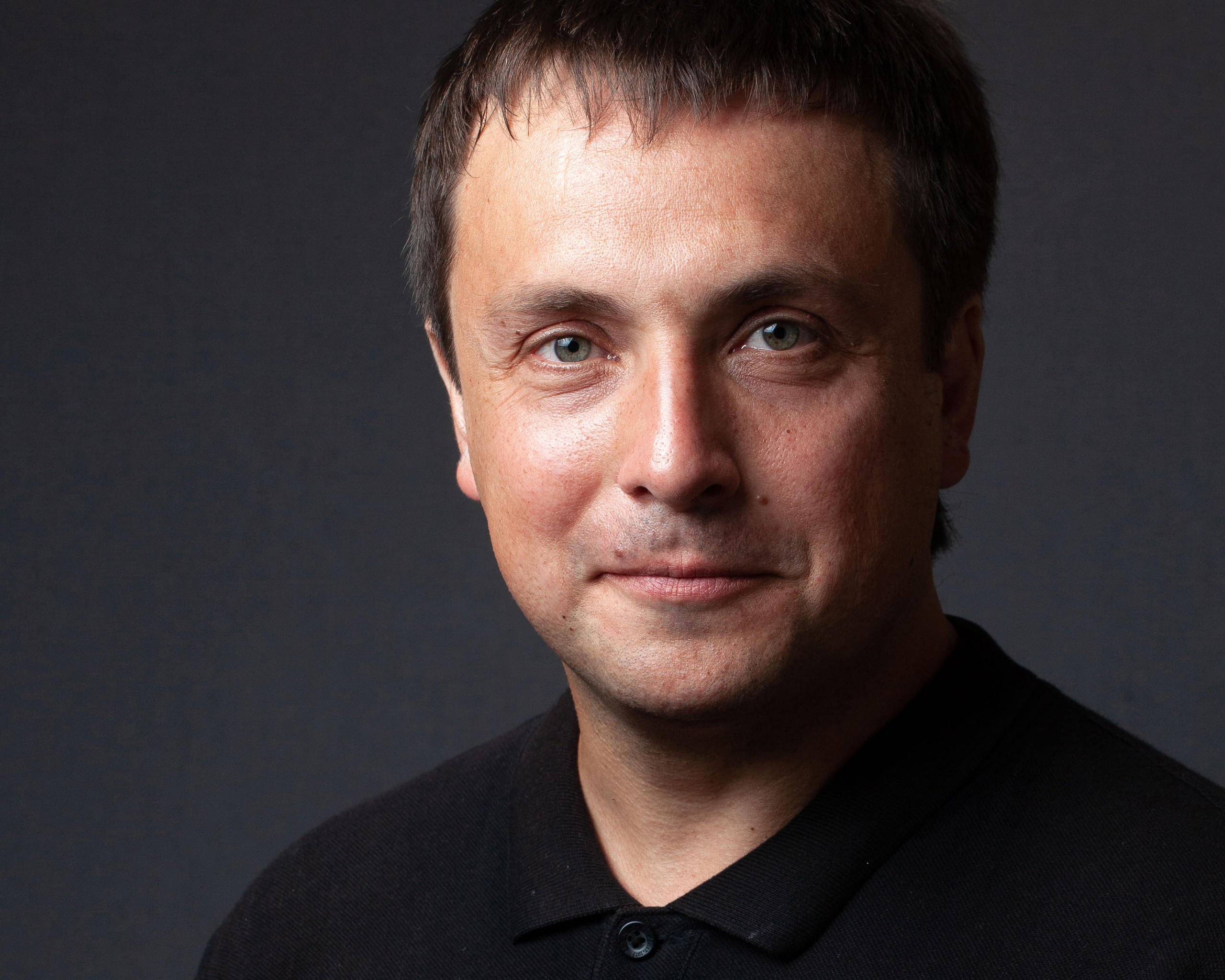 Фотосъемка в стиле хэдшот. Фотограф Яков Поспехов