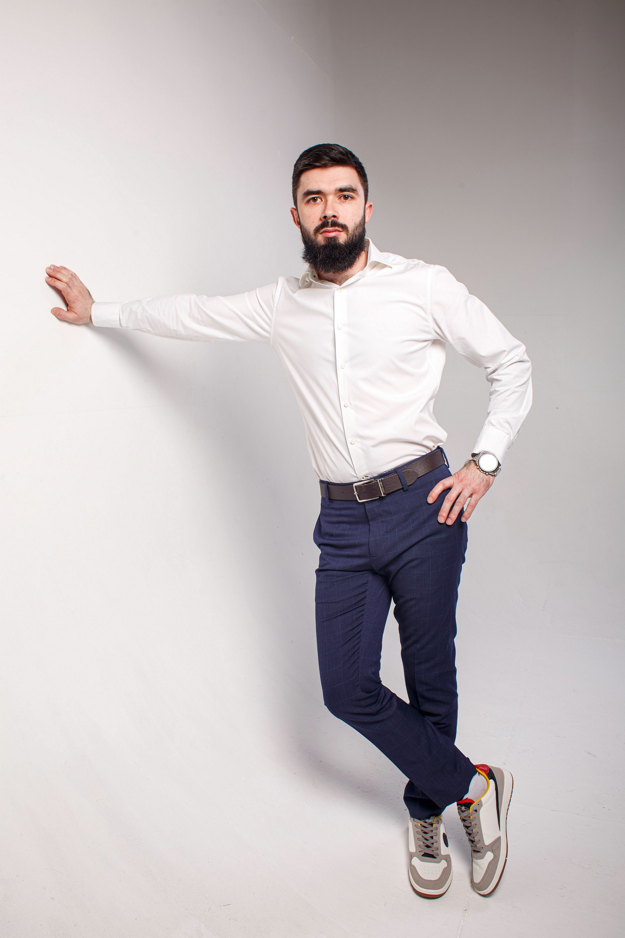 Мужской портрет в студии. Фотограф Яков Поспехов