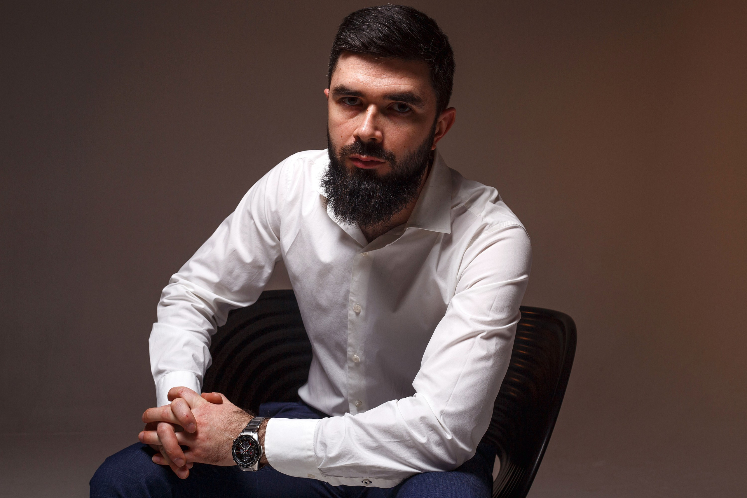 Мужской портрет в студии. Фотограф Яков Поспехов