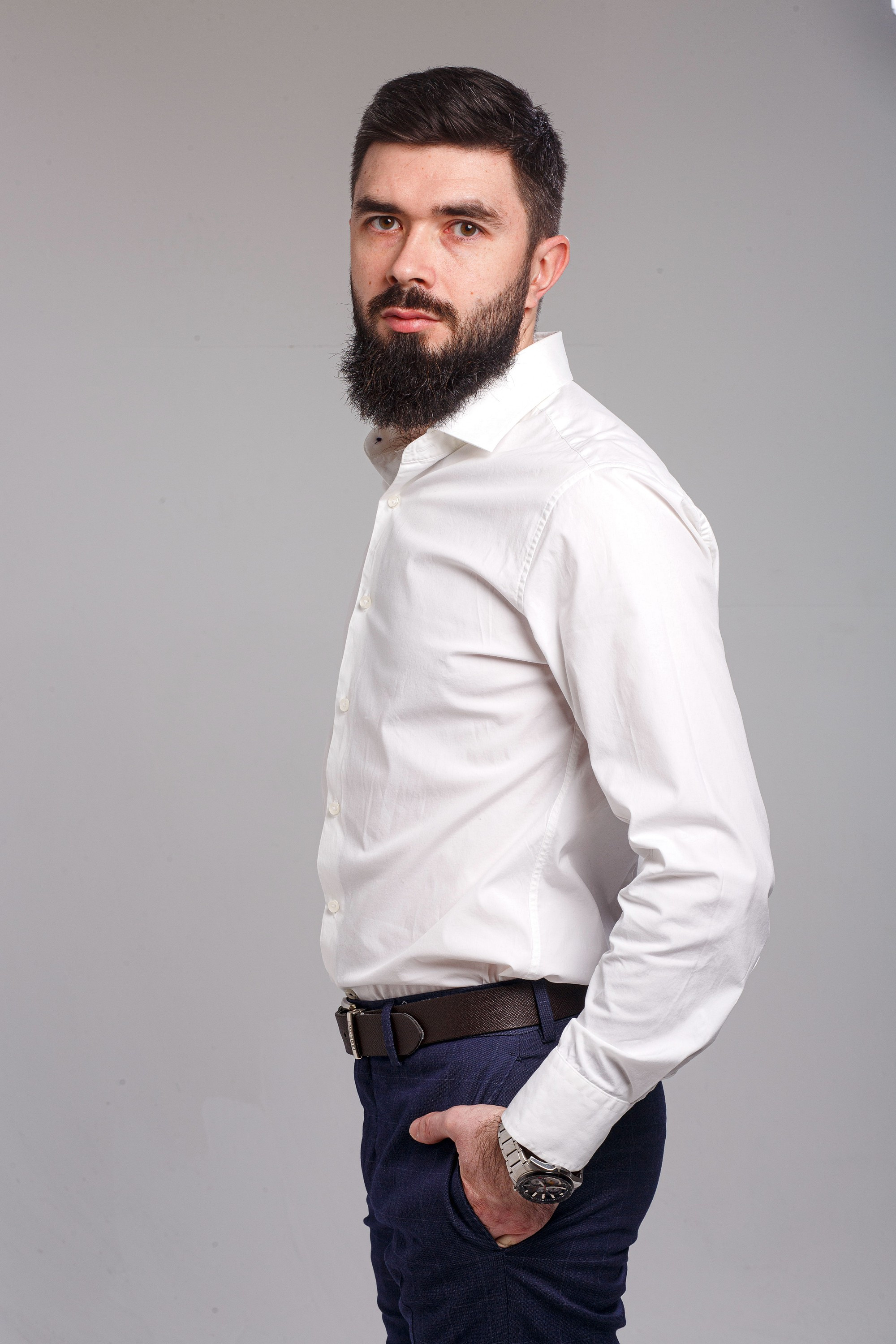 Мужской портрет в студии. Фотограф Яков Поспехов