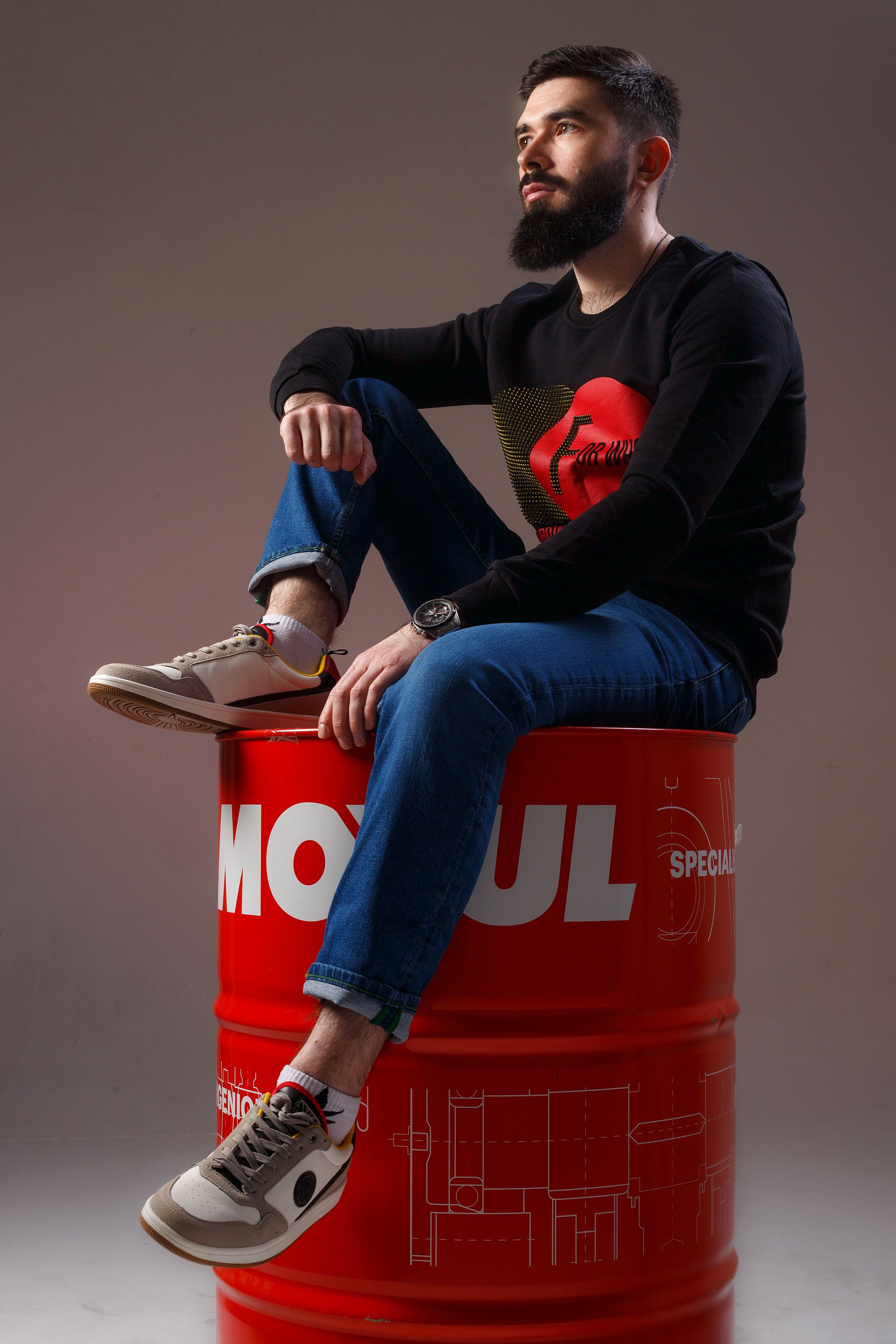 Мужской портрет в студии. Фотограф Яков Поспехов