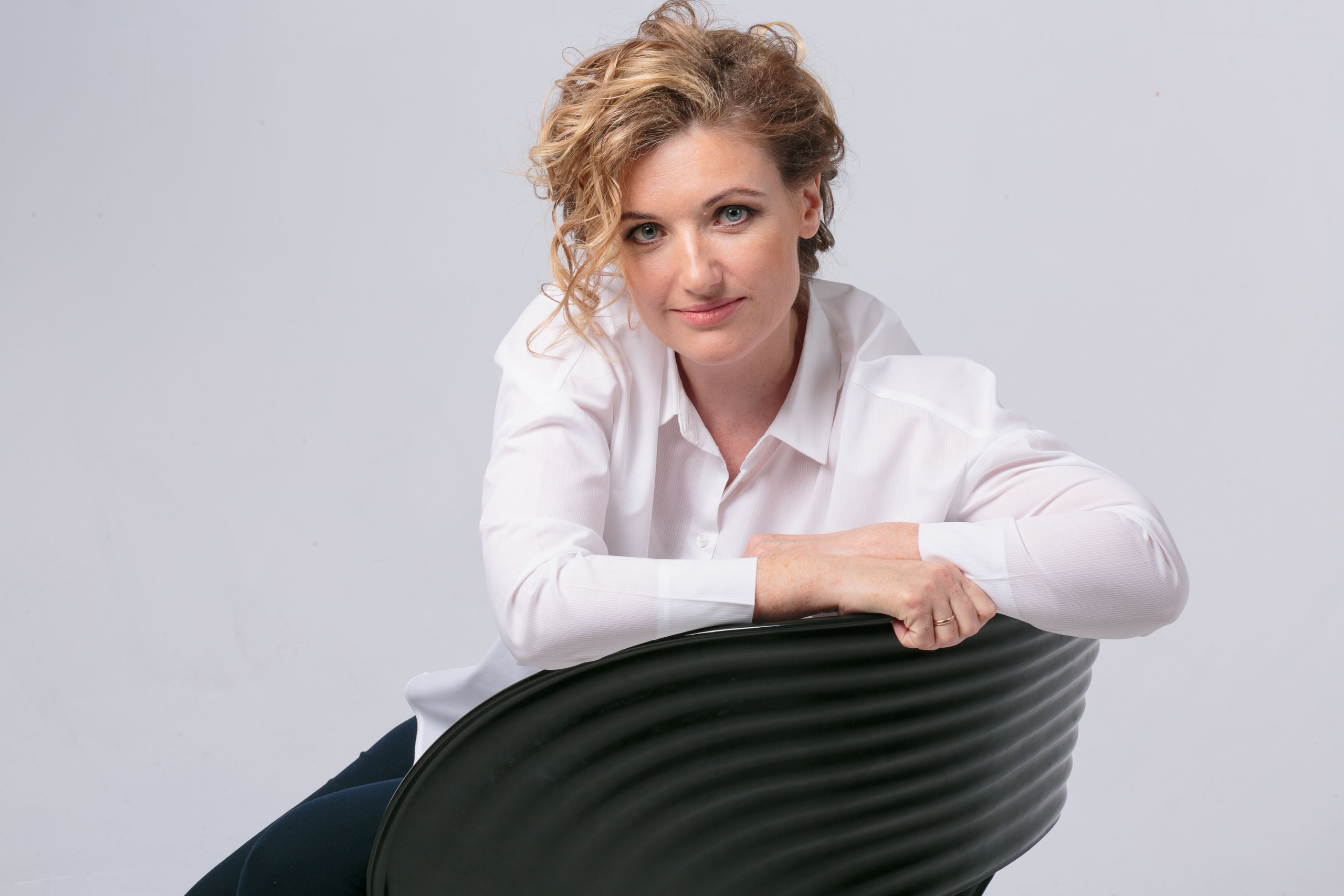 Бизнес портрет в студии. Фотограф Яков Поспехов