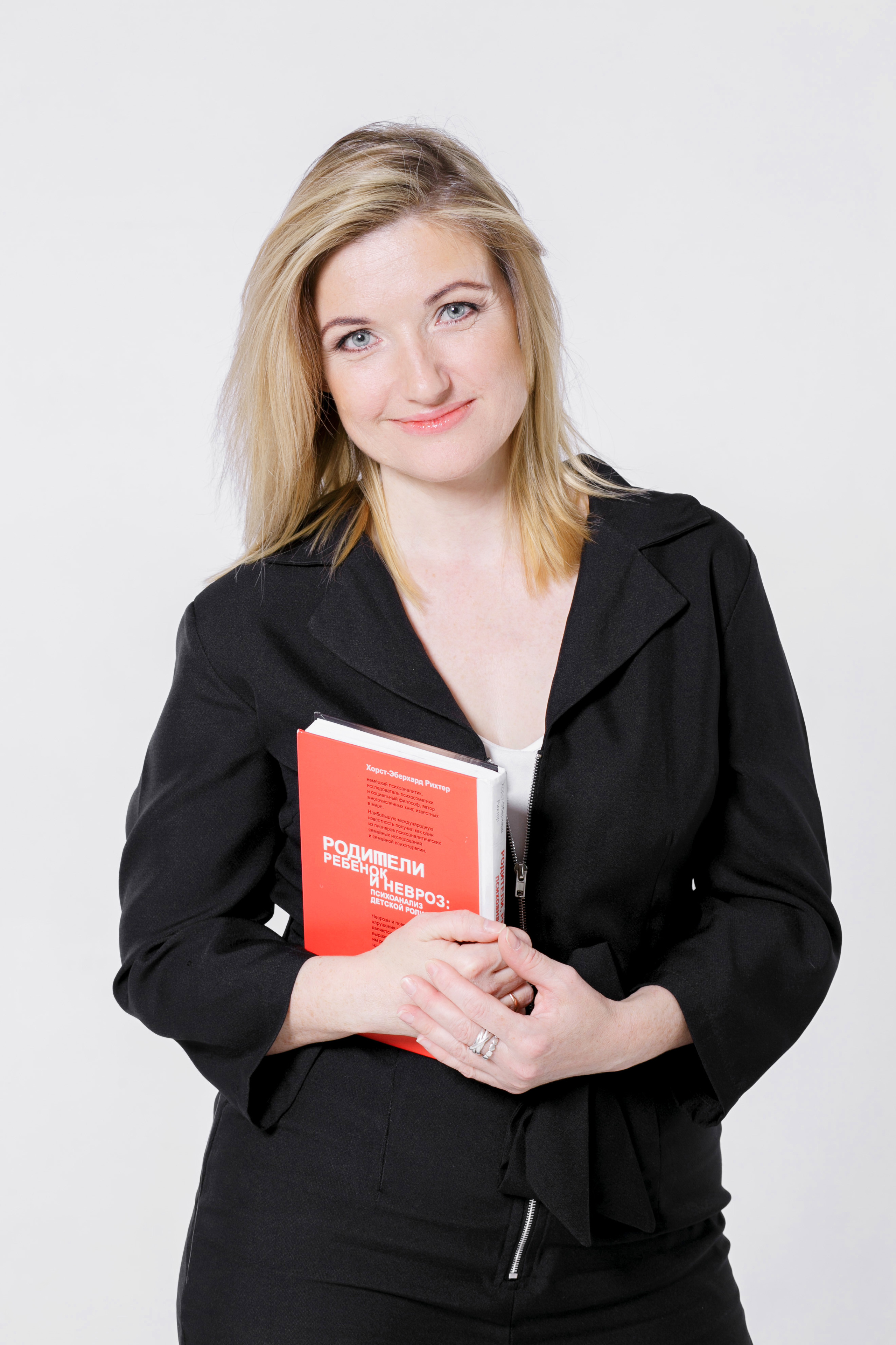 Деловой портрет. Представительская фотография. Портрет деловой женщины. Портрет. Бизнес портрет