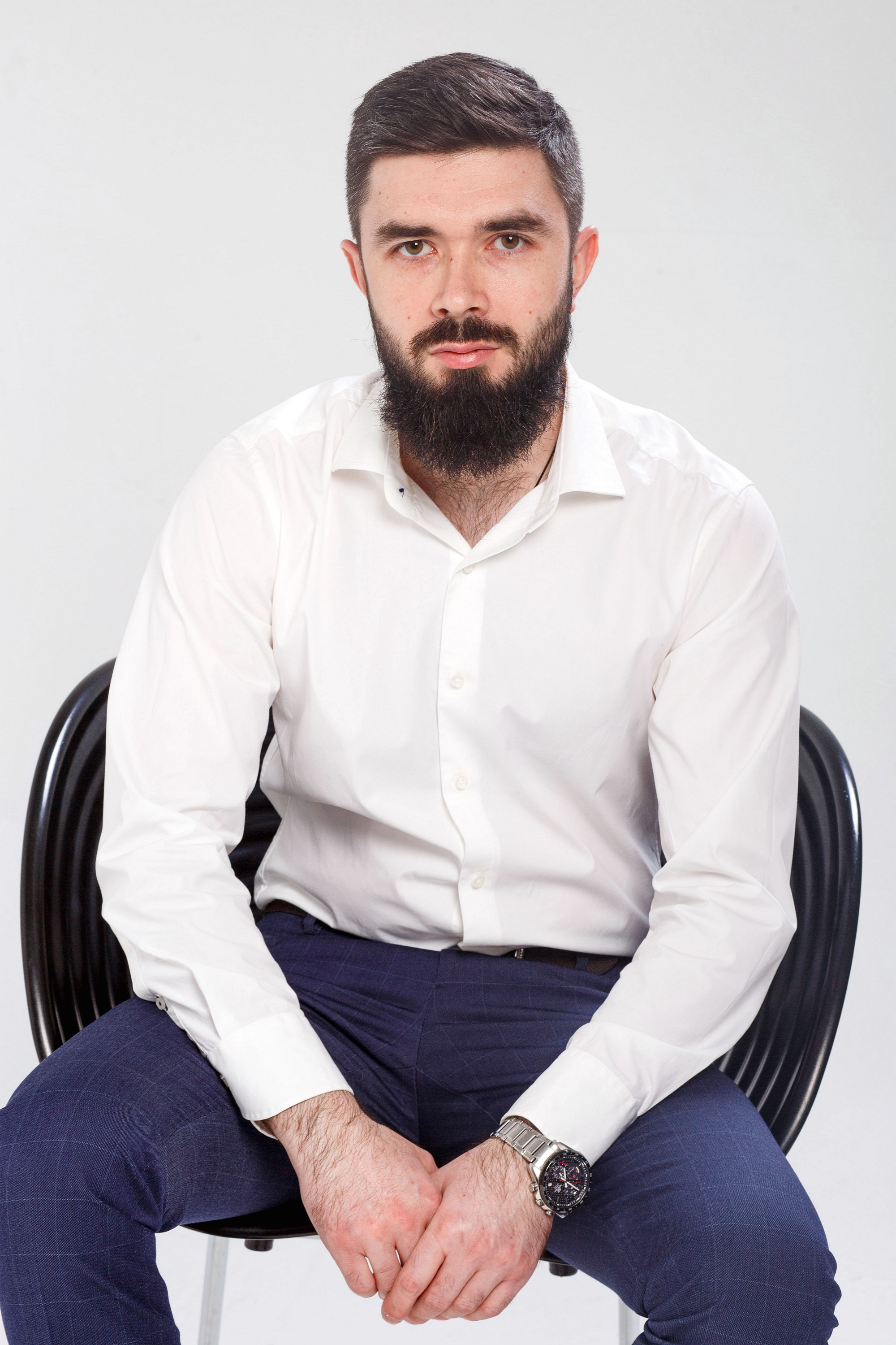 Мужской портрет в студии. Фотограф Яков Поспехов