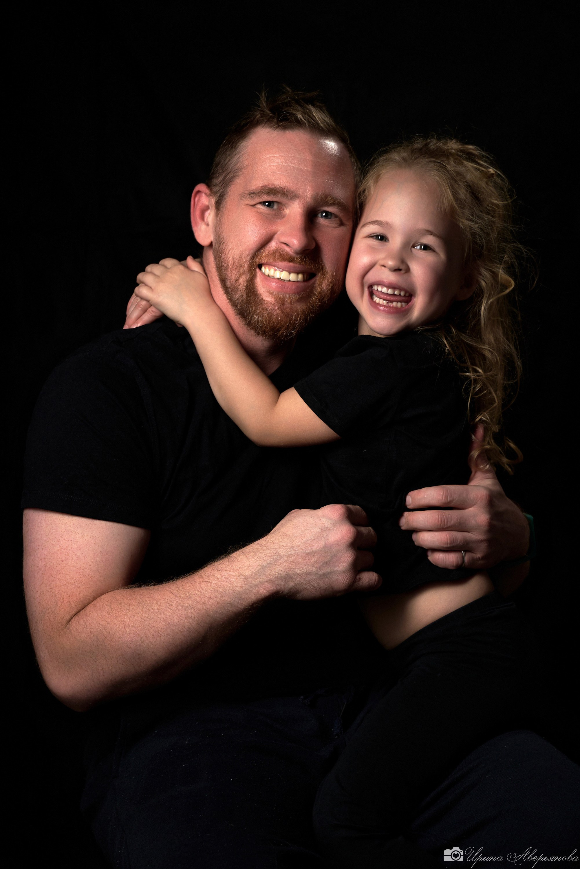 Семейная фотосессия в темном ключе. Фотограф в Ульяновске Ирина Аверьянова