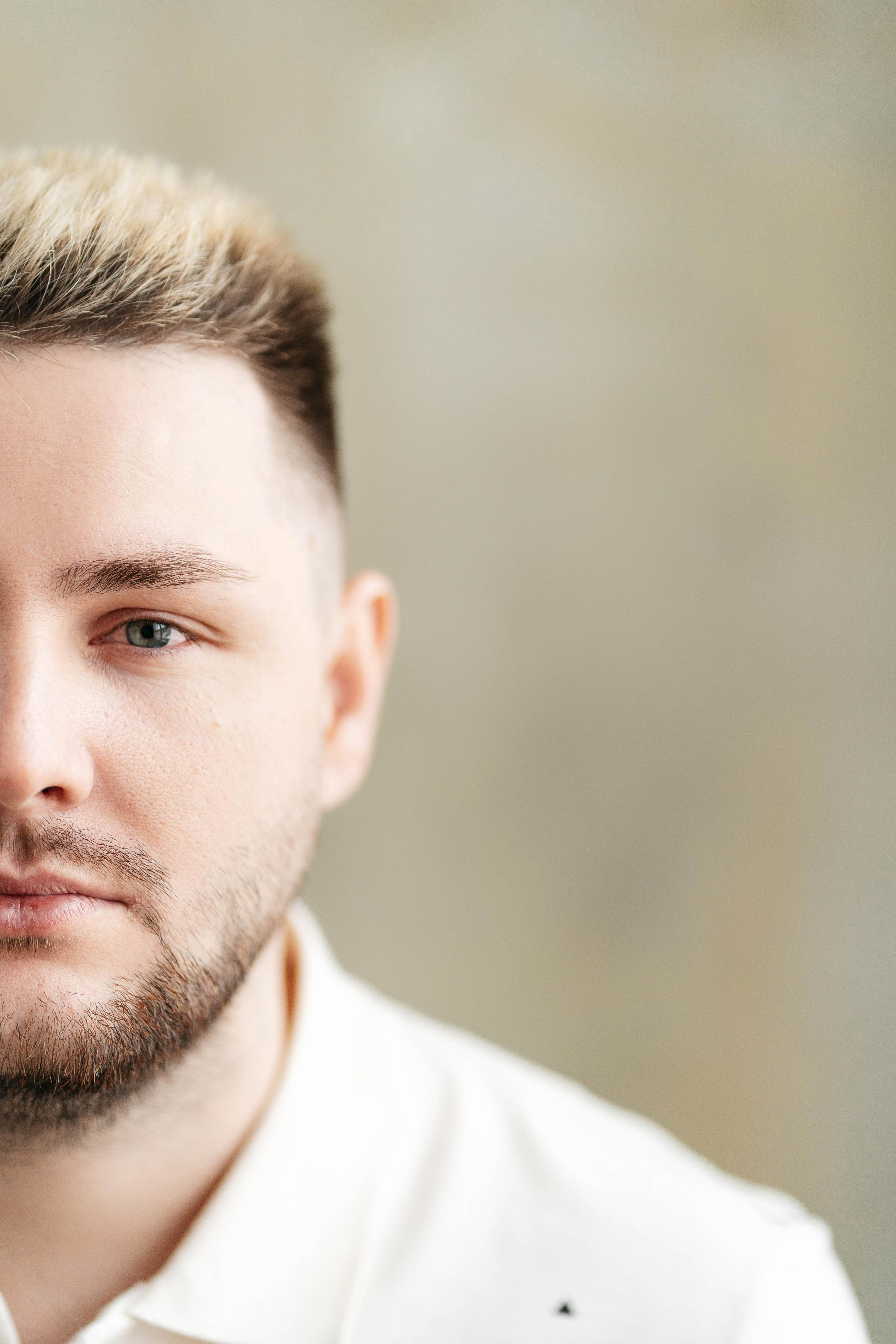 Студийная съемка. Фотограф Евгений Сенсоров