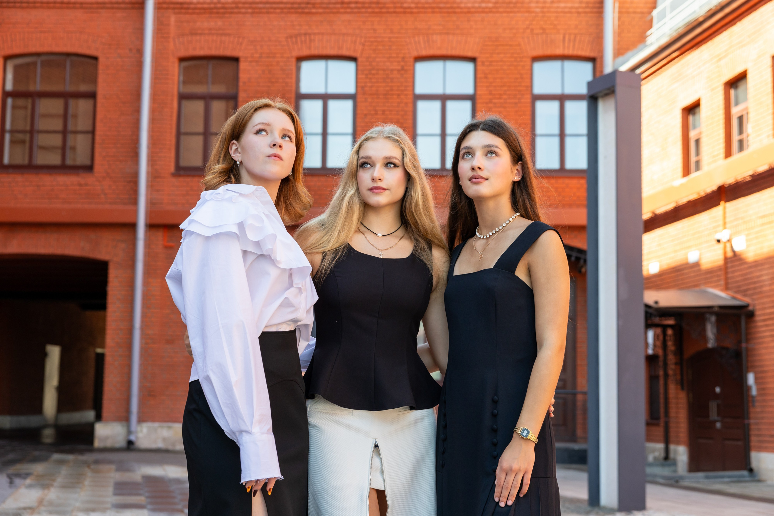 Школьная прогулка. Свадебная фотосъёмка в Москве, Туле