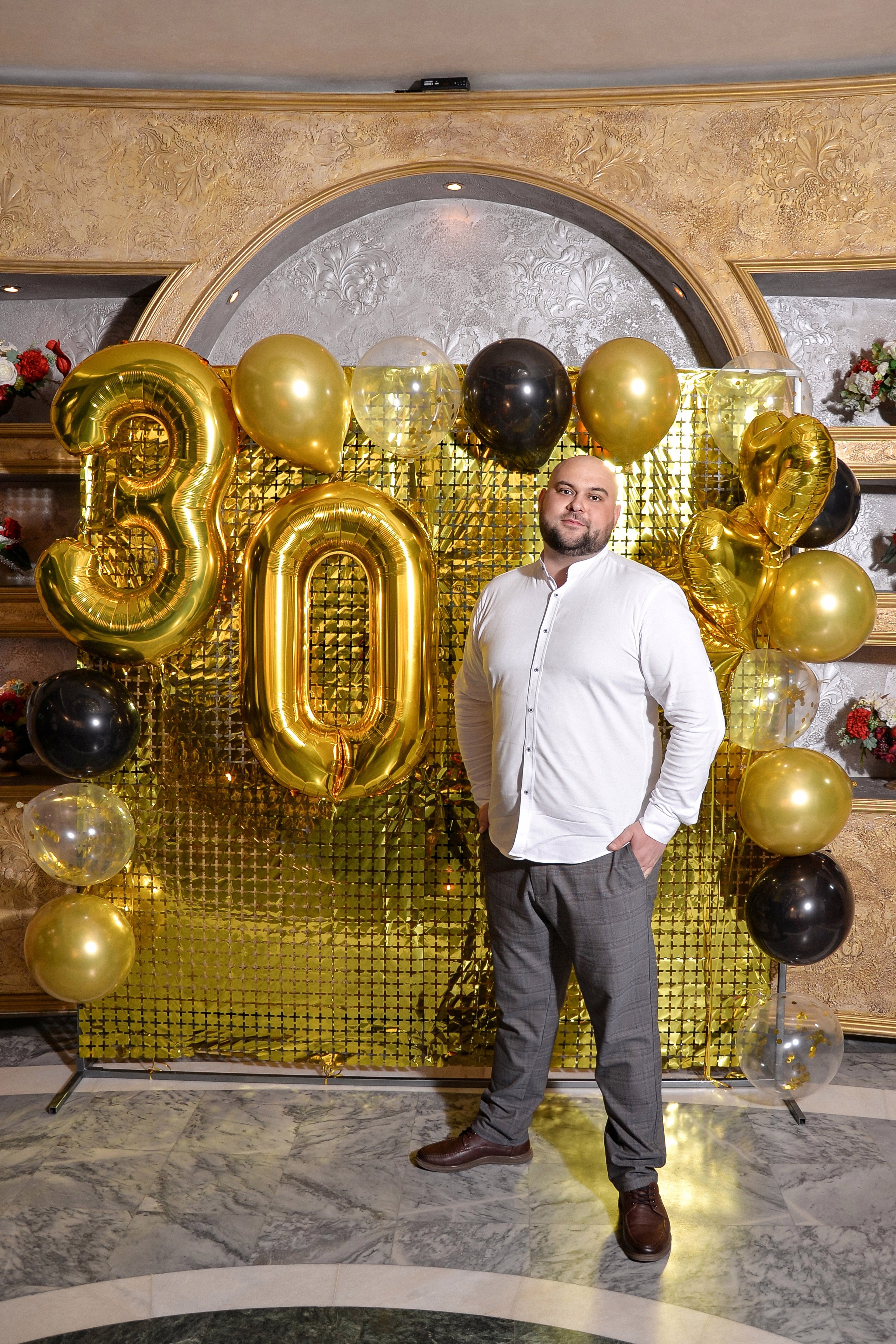 ДР Александр, ресторан Парадиз (в ретуши). Семейный и свадебный фотограф Галина Абакумова, фотосессии в Белгороде