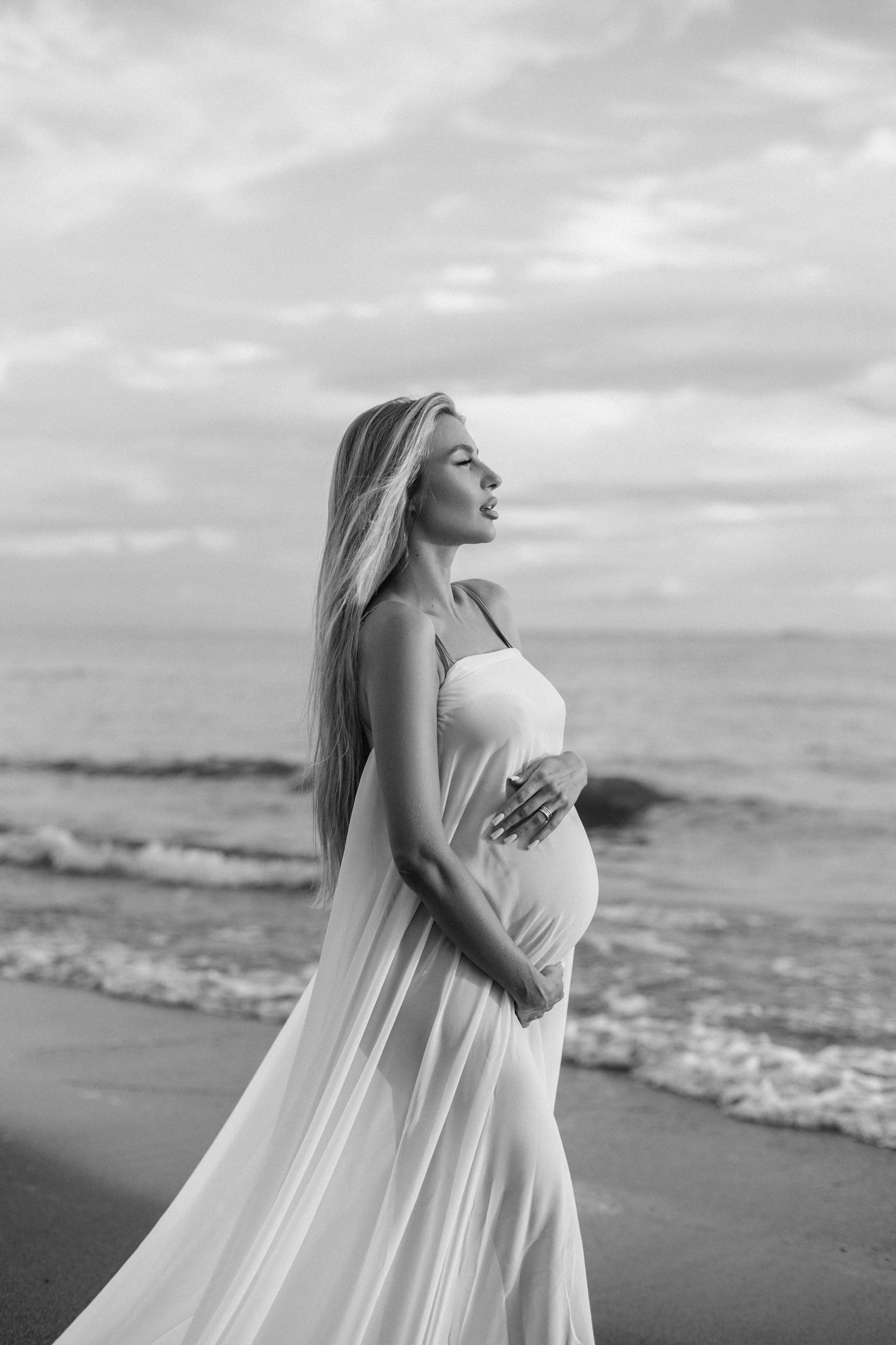 Sea. NatalieDmi — фотосессия беременности, семейный фотограф, портрет