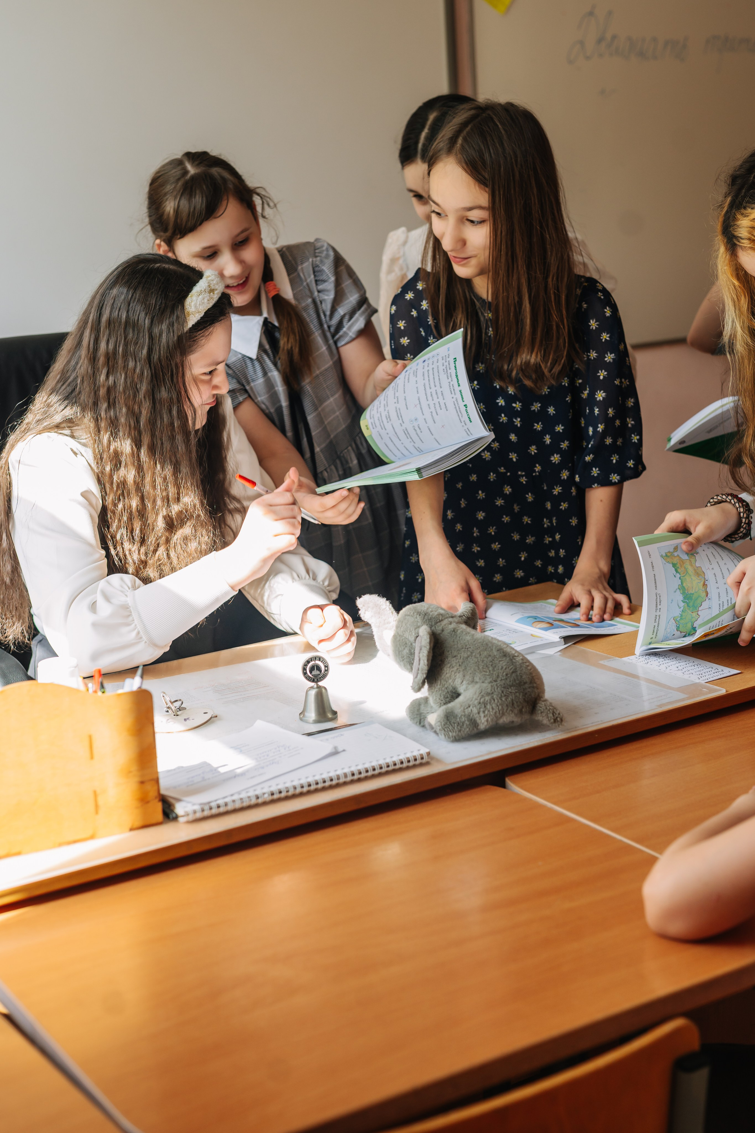 4 класс. Школьные альбомы и альбомы для детского сада. Юлия Осипова. Москва